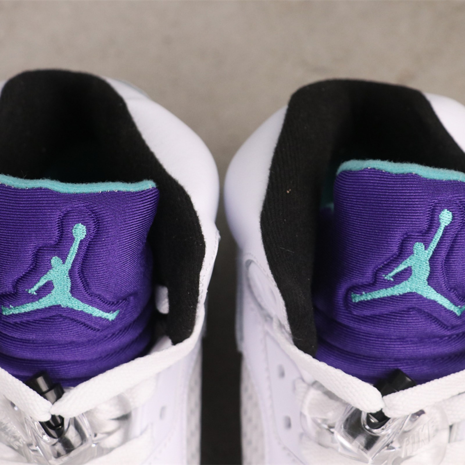 Air Jordan 5 Retro OG Grape HQ7978-100