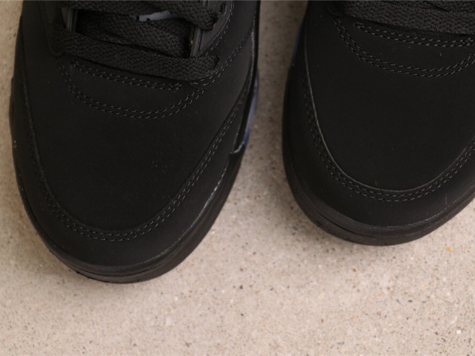 Air Jordan 5 Metallic Black 845035-003