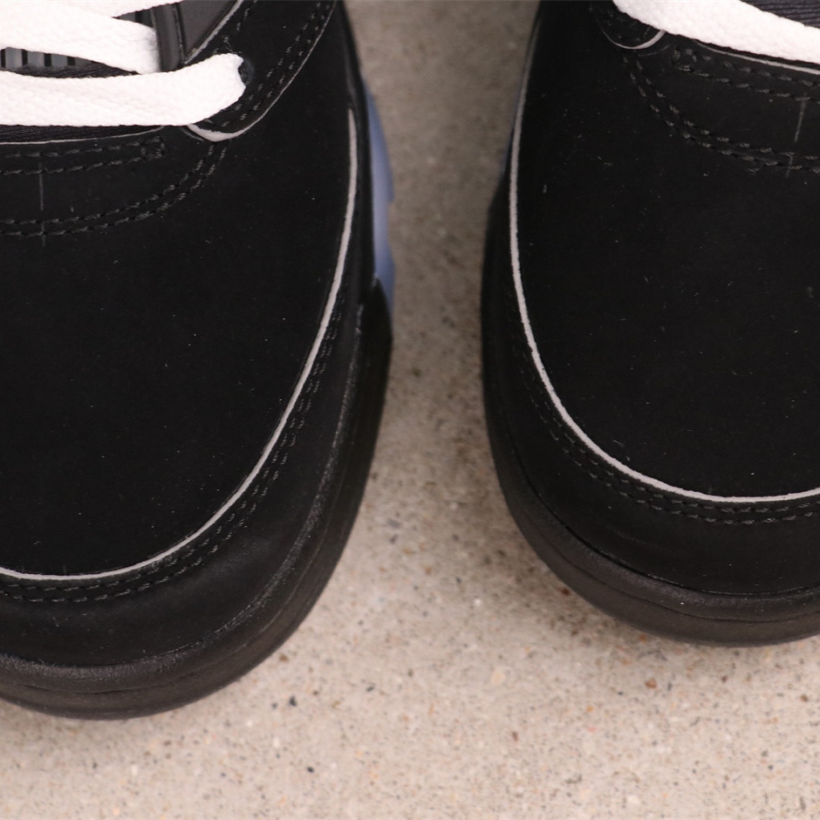 Air Jordan 5 Black Metallic Reimagined HF3975-001