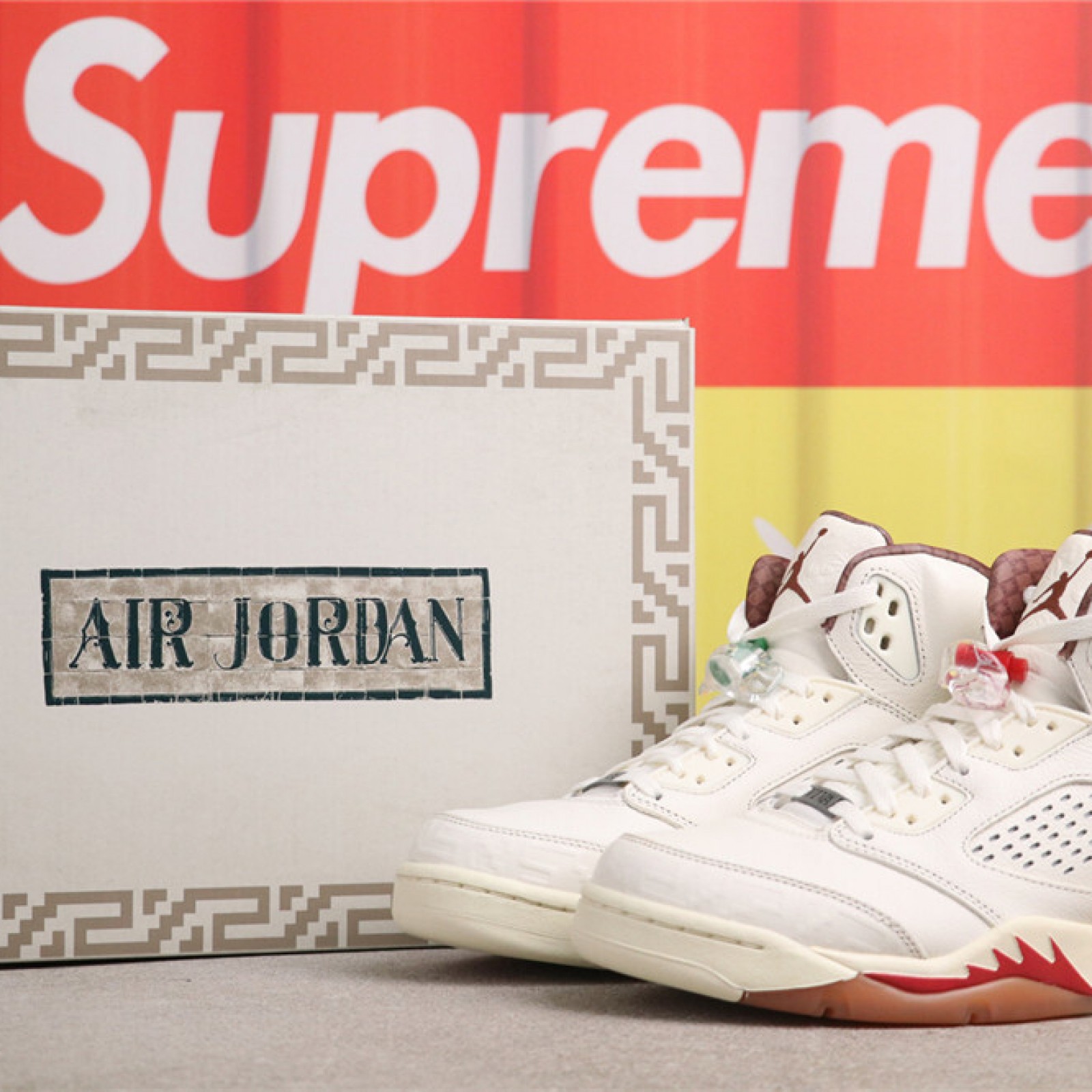 Air Jordan 5 El Grito HF8833-100