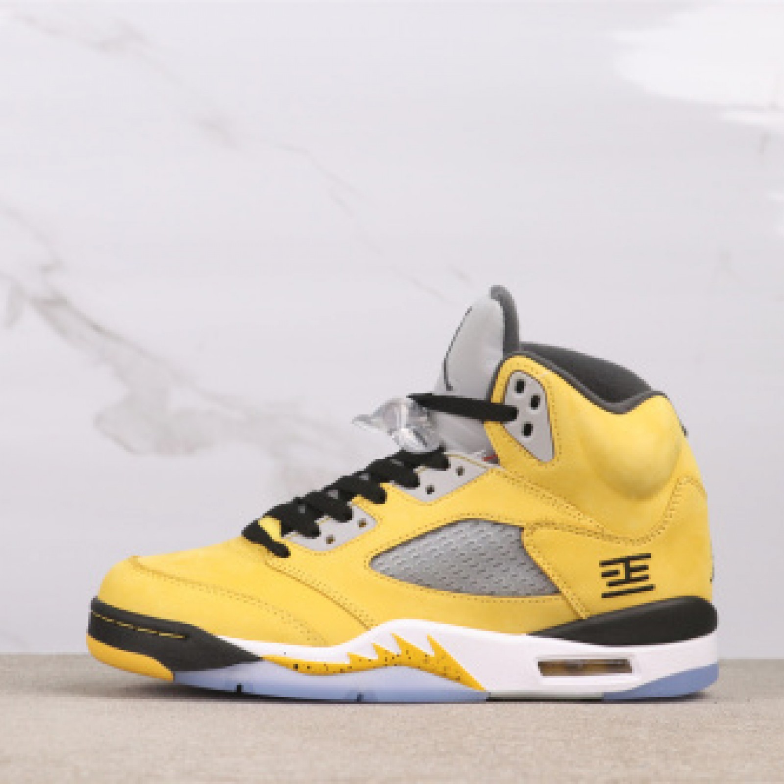 Air Jordan 5 Tokyo IO3372-700