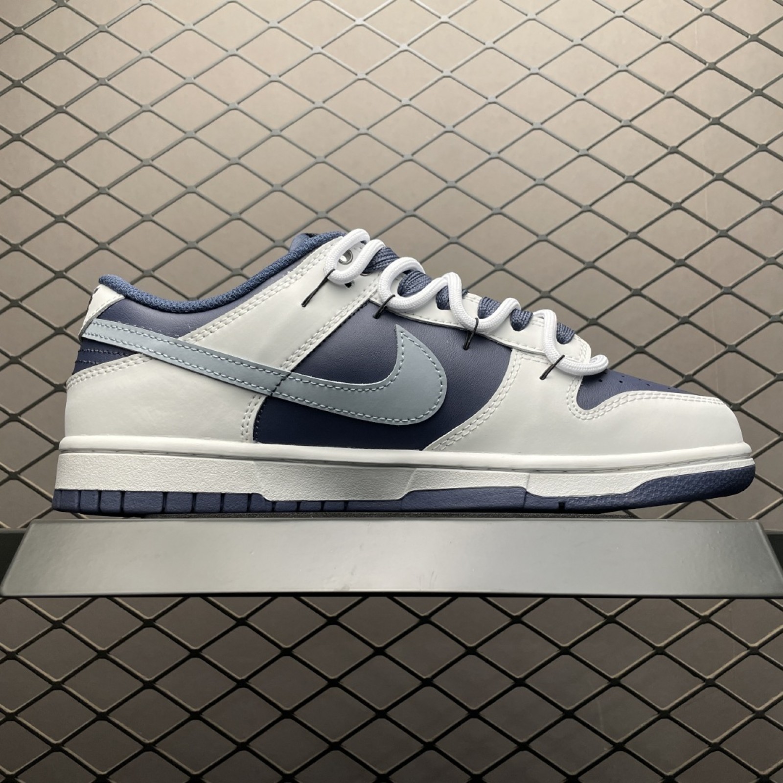 Nike Dunk Low WB0512-086