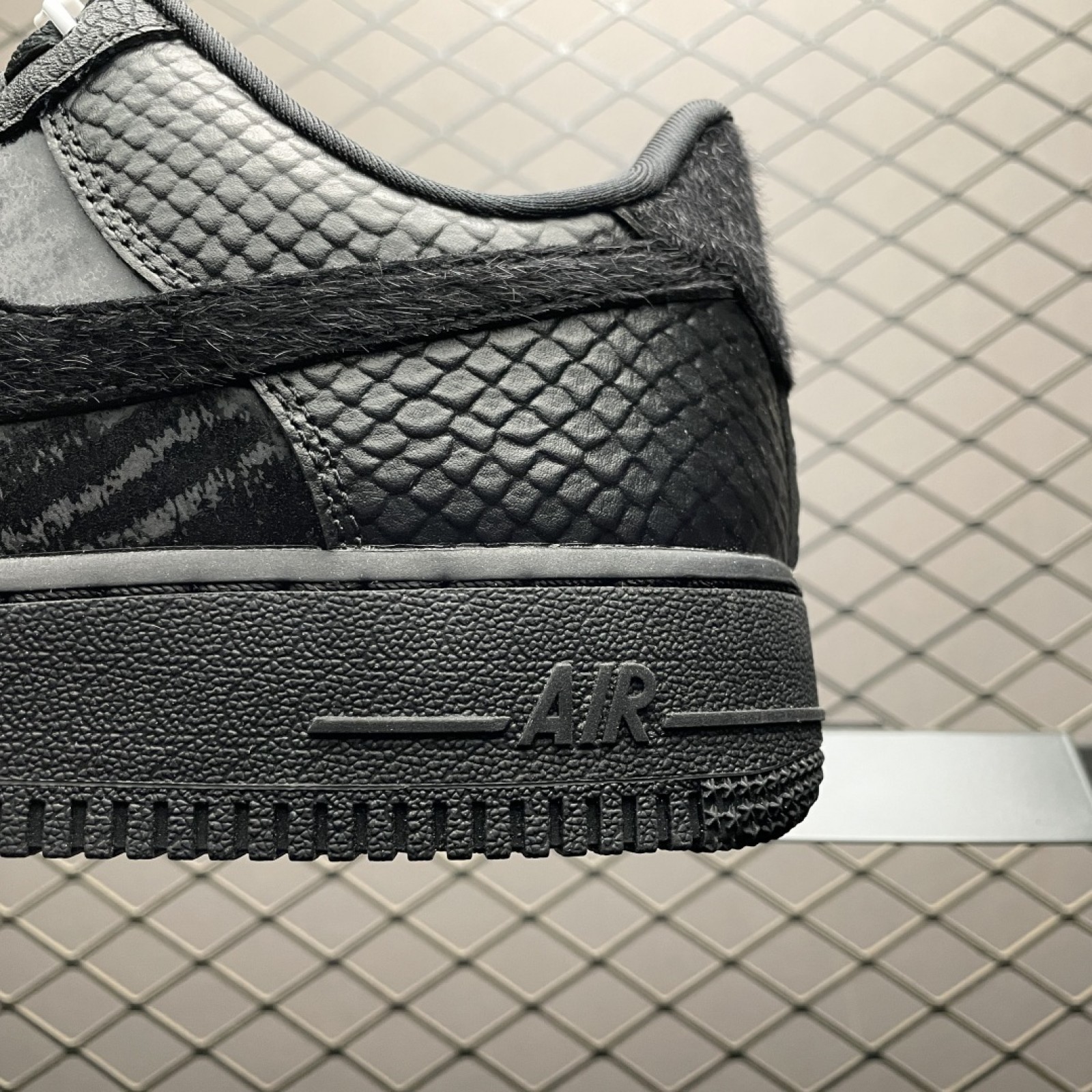 Nike Air Force 1 Low HQ1977-001