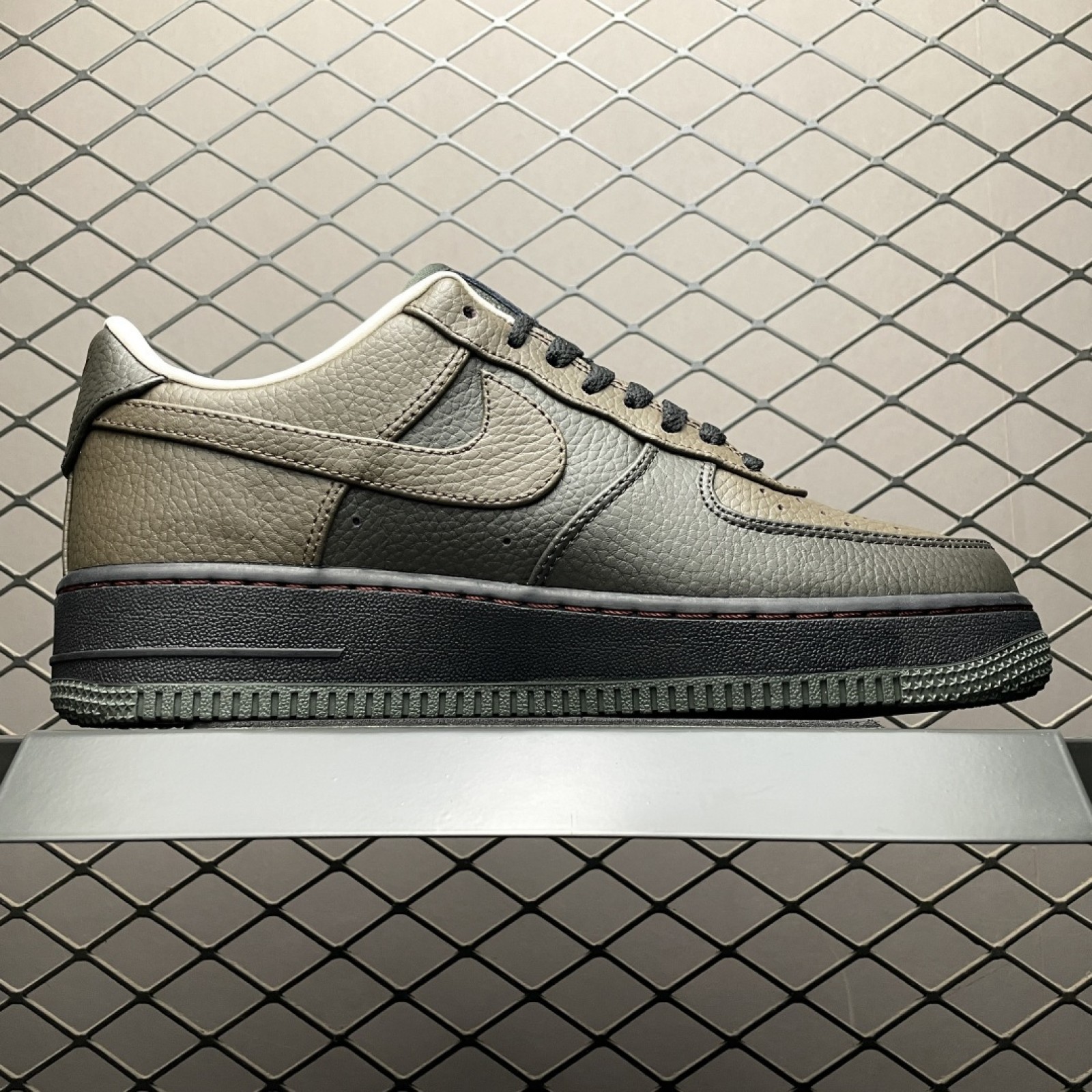 Nike Air Force 1 Low IQ1122-320