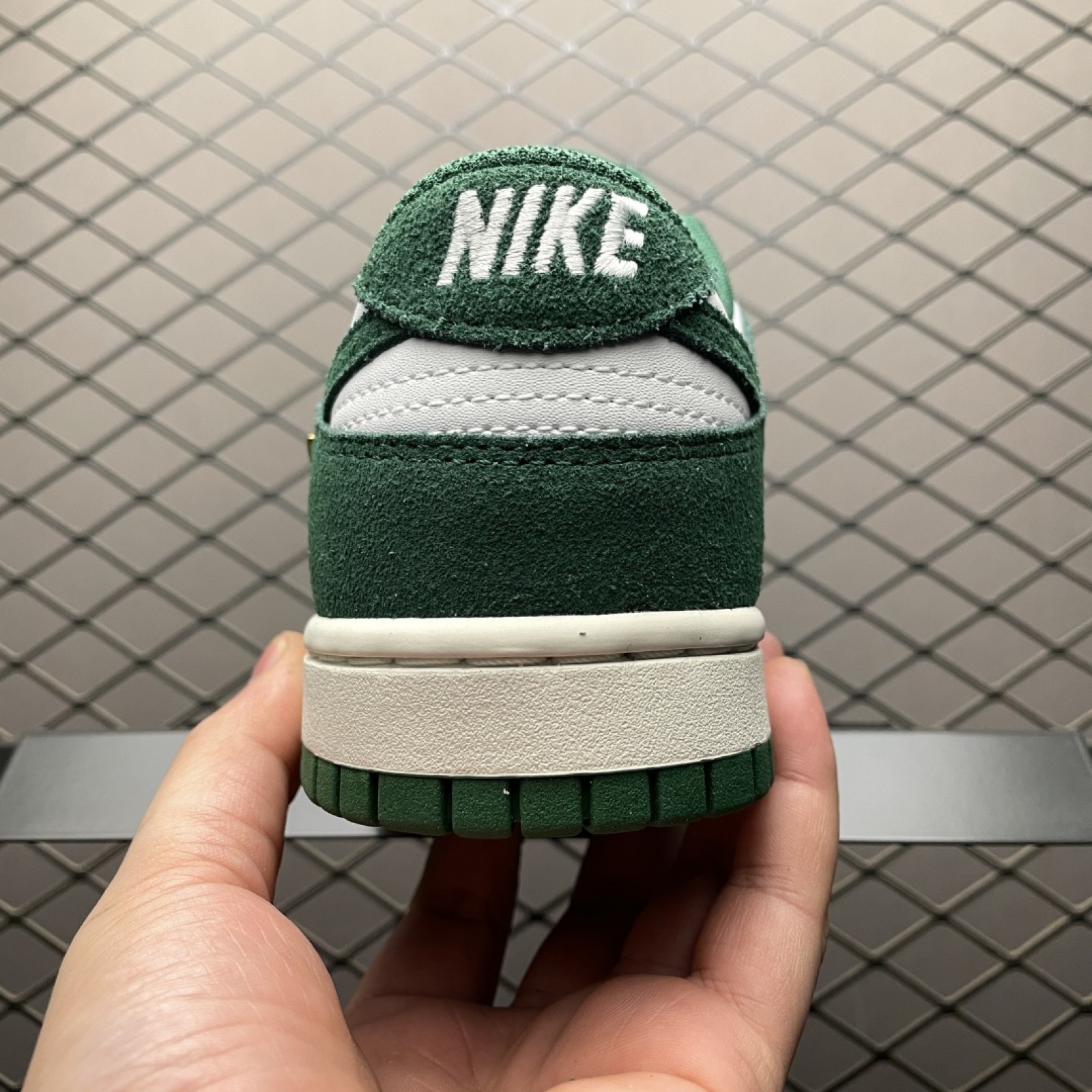 Nike Dunk Low IB4417-100