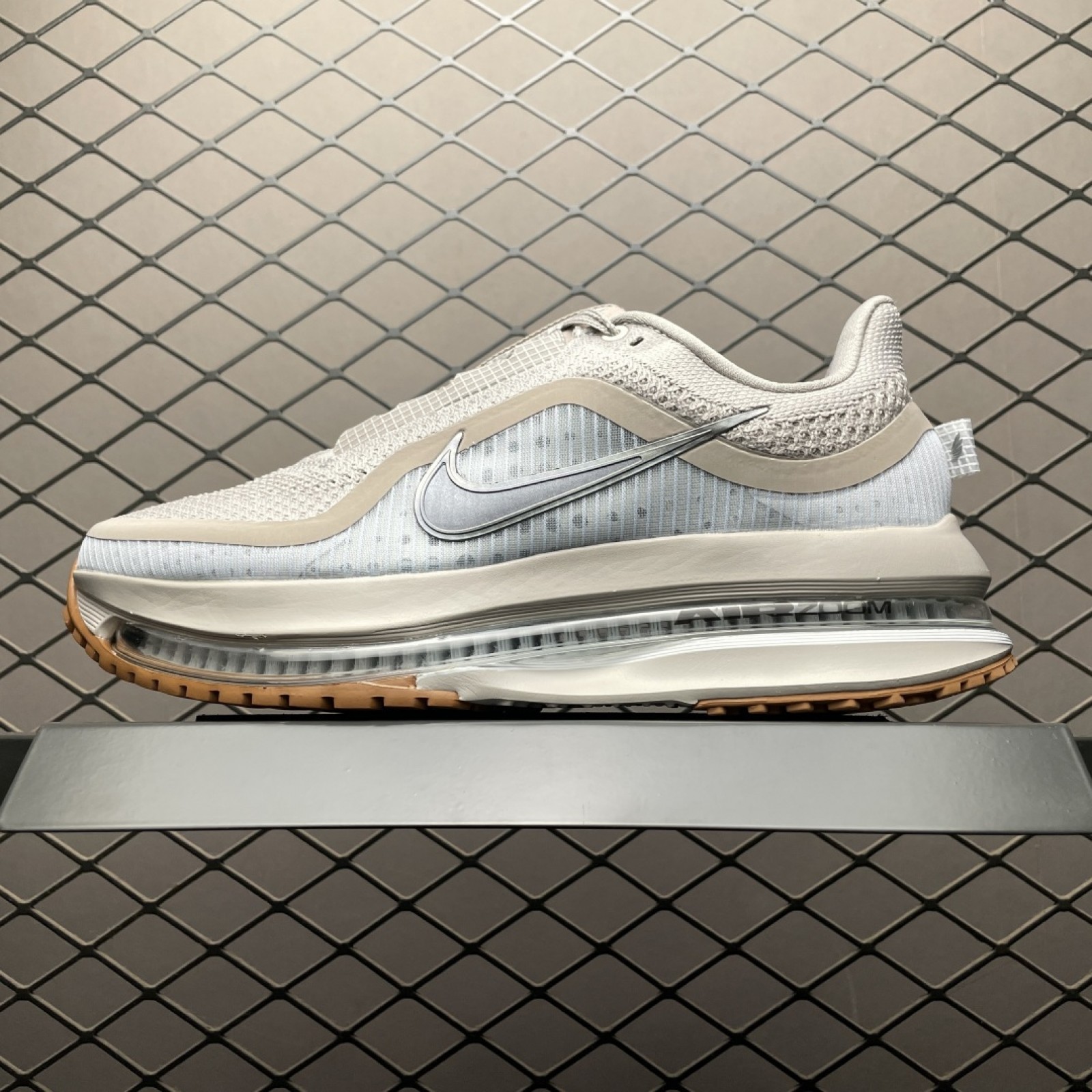 Nike Pegasus Premium HQ2592-010