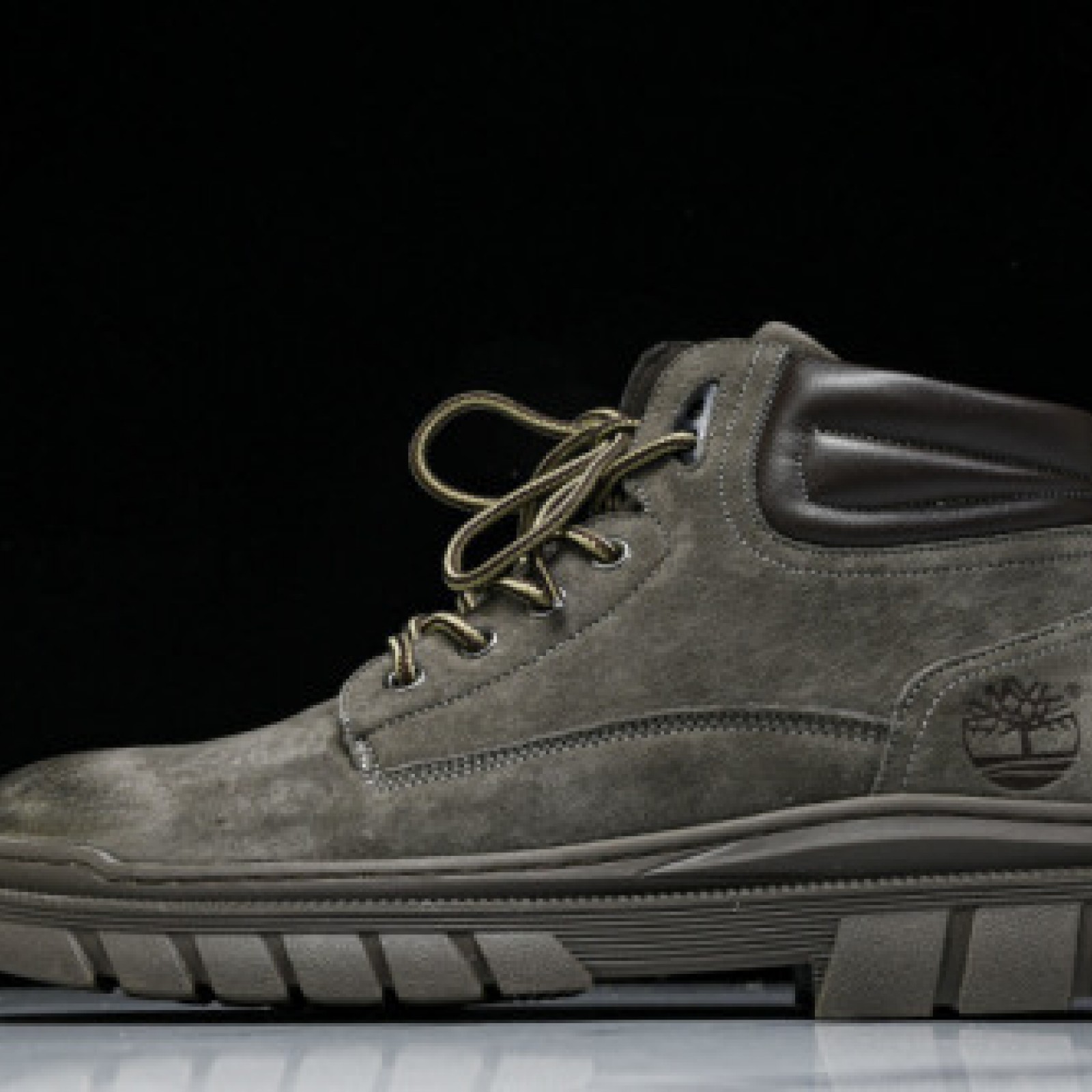 Outdoor Mid Top Casual Shoes - Concrete Grey/Black | TB10077