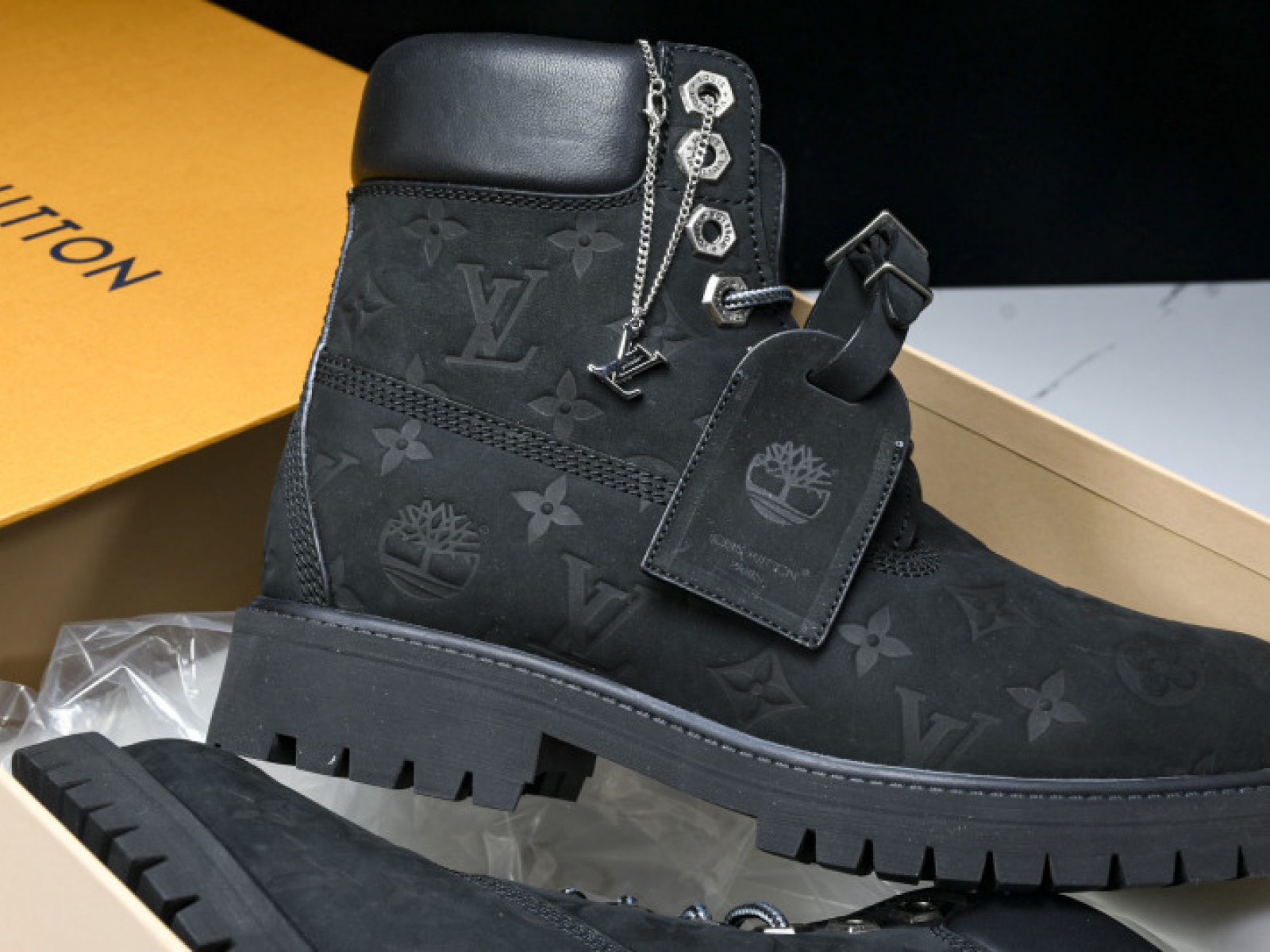 Unisex Matte Cowhide Ankle Boots - Concrete Grey/Black | 1AD74X