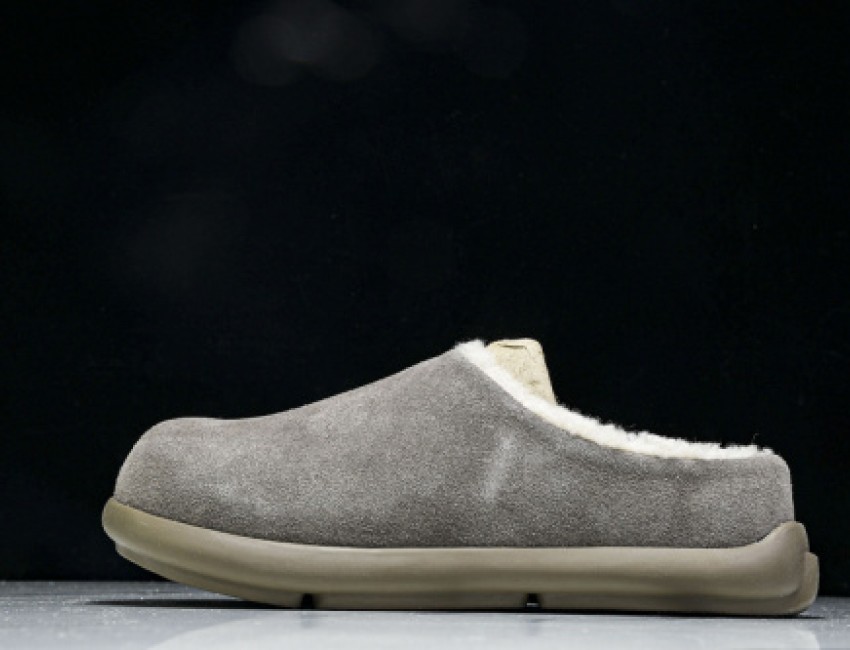 UGG Classic Ultra Mini II Boots - Grey