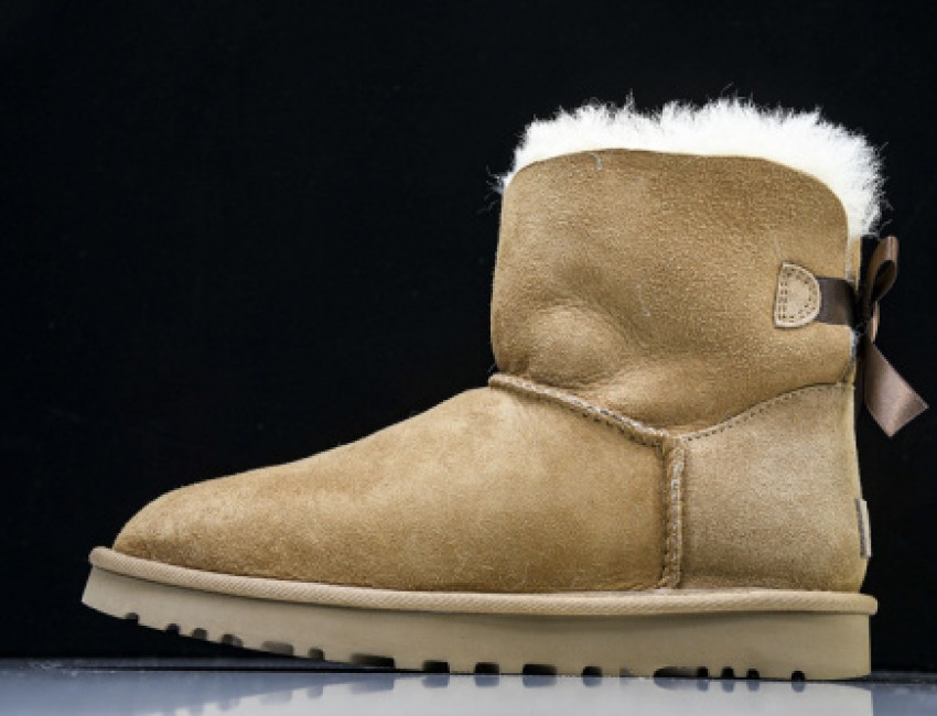 UGG Mini Bailey Bow II Boots - Chestnut Maroon