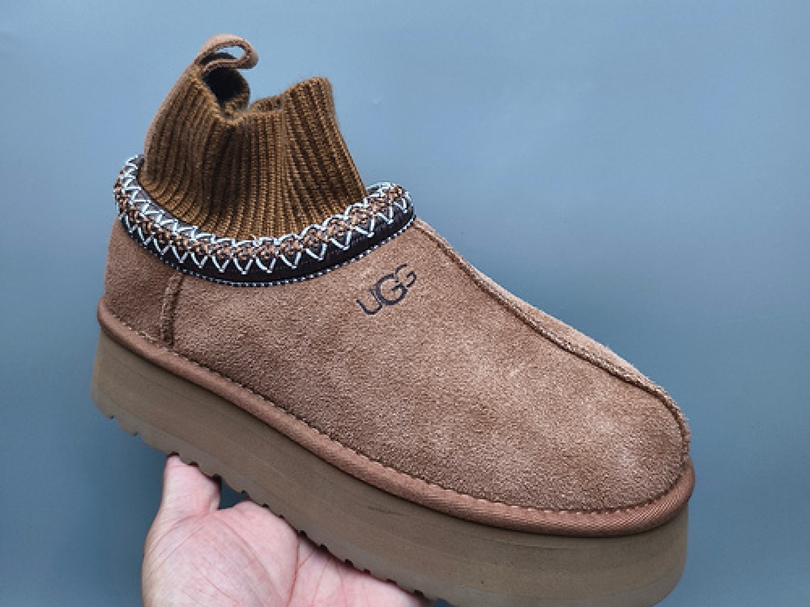 UGG Thick-Soled Ethnic Weave Slippers - Maroon