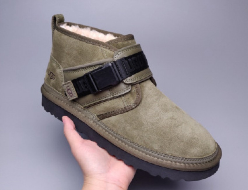 UGG Neumel Buckle Boots - Green