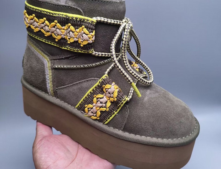 Ethnic Style Thick Sole Lace-Up Boots - Green