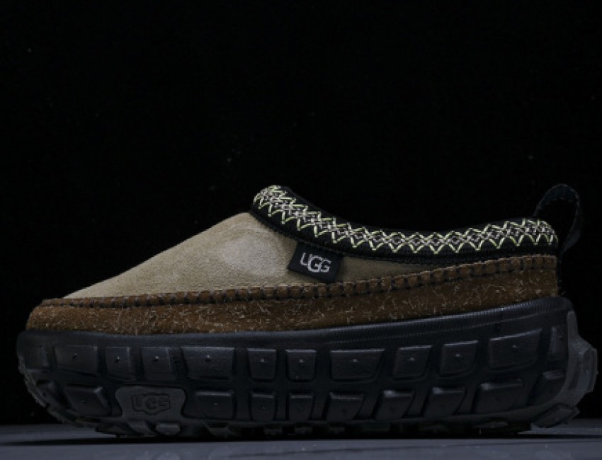 UGG Slip On Casual Shoes - Black/Brown (Women's)