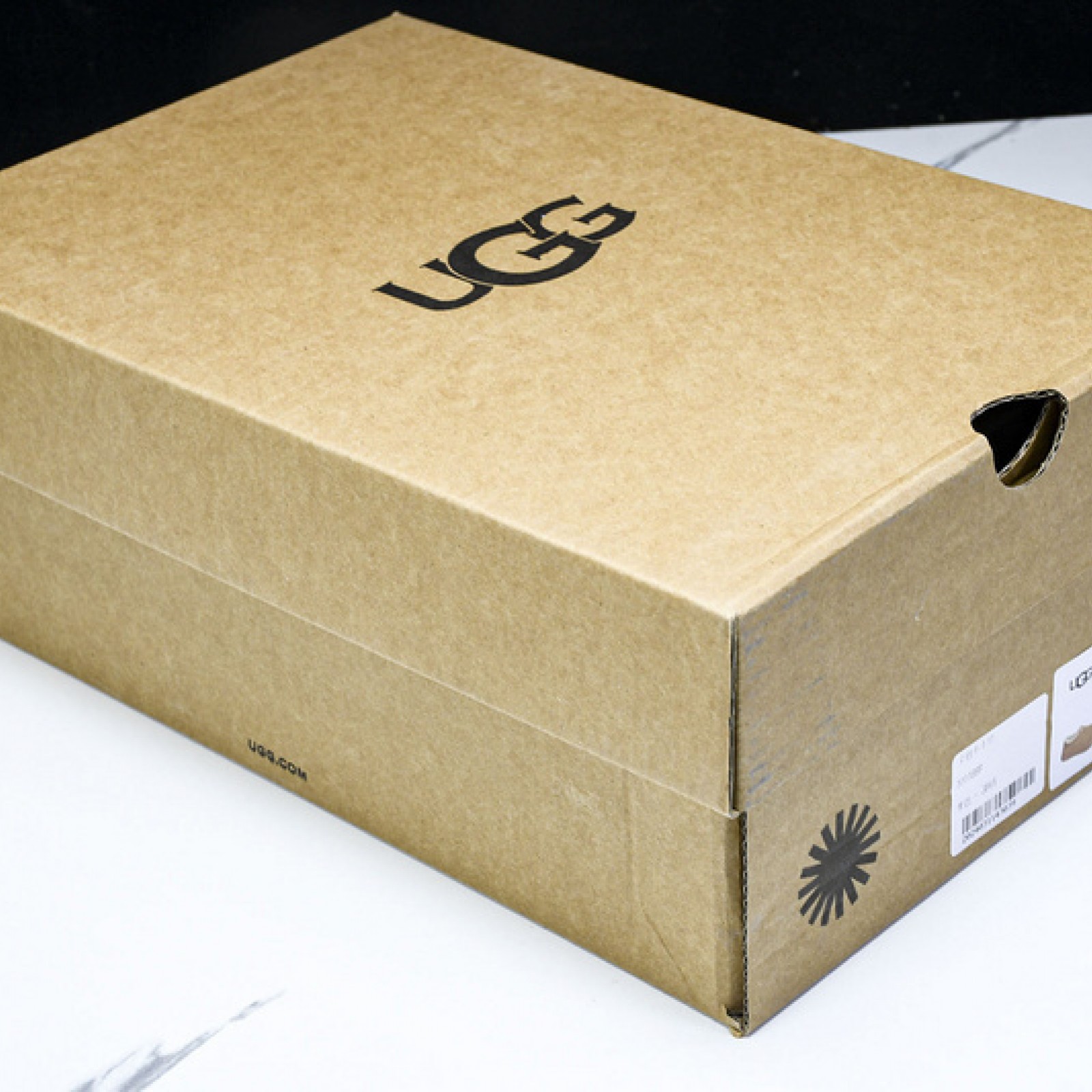 UGG Classic Ultra Mini II Boots - Maroon