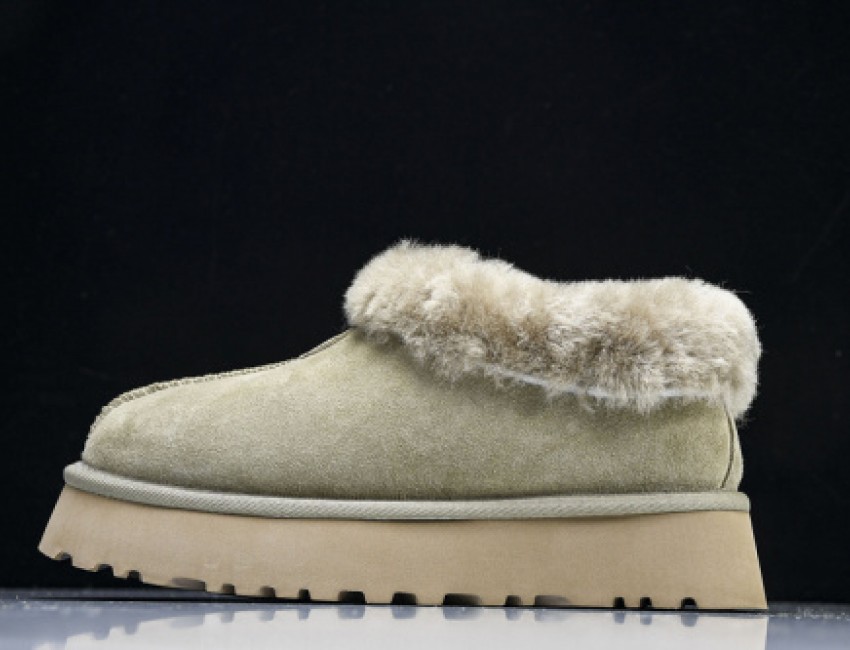 UGG Classic Mini Platform Boot - Chestnut Brown