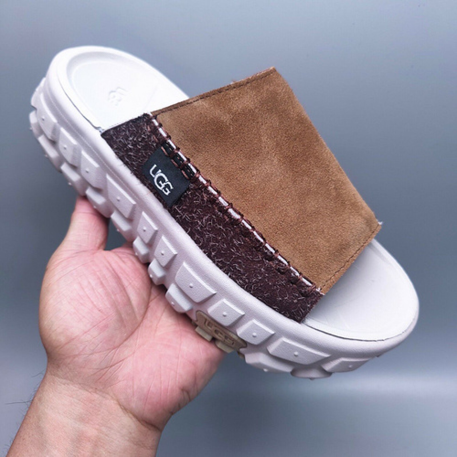 UGG Tire-Sole Slippers - Brown/White
