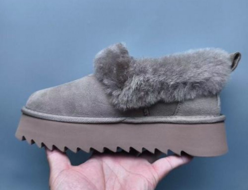 UGG Casual Shoes with Thick Soles - Maroon