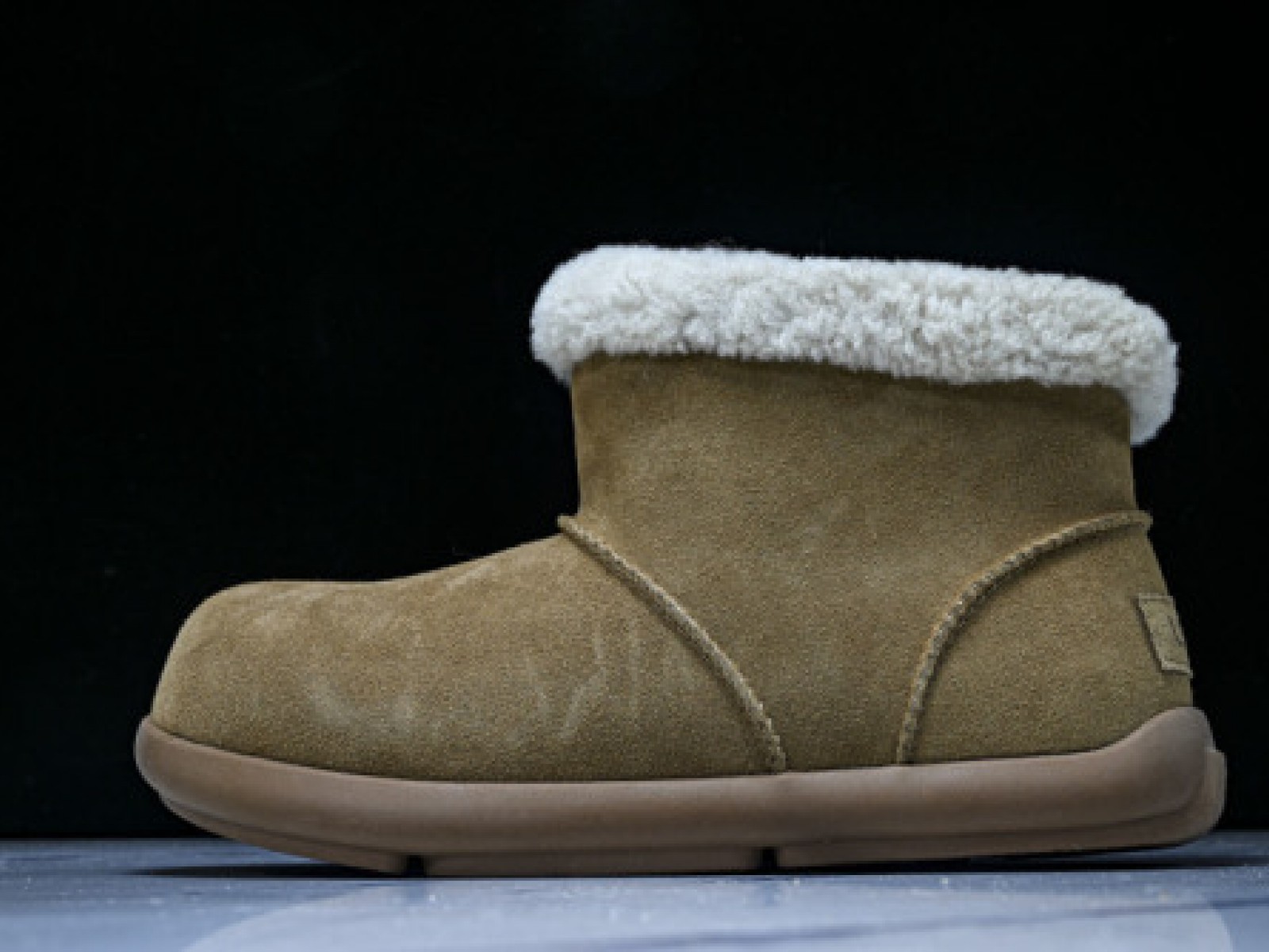 UGG Classic Mini Boots - Brown