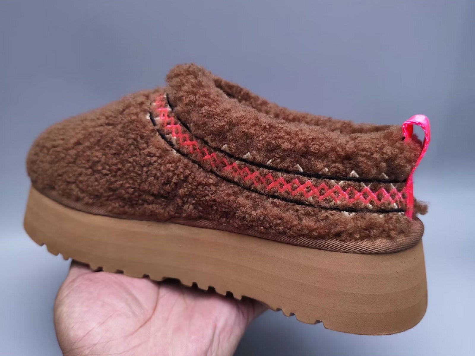 UGG Ethnic Style Teddy Roll Slippers - Brown
