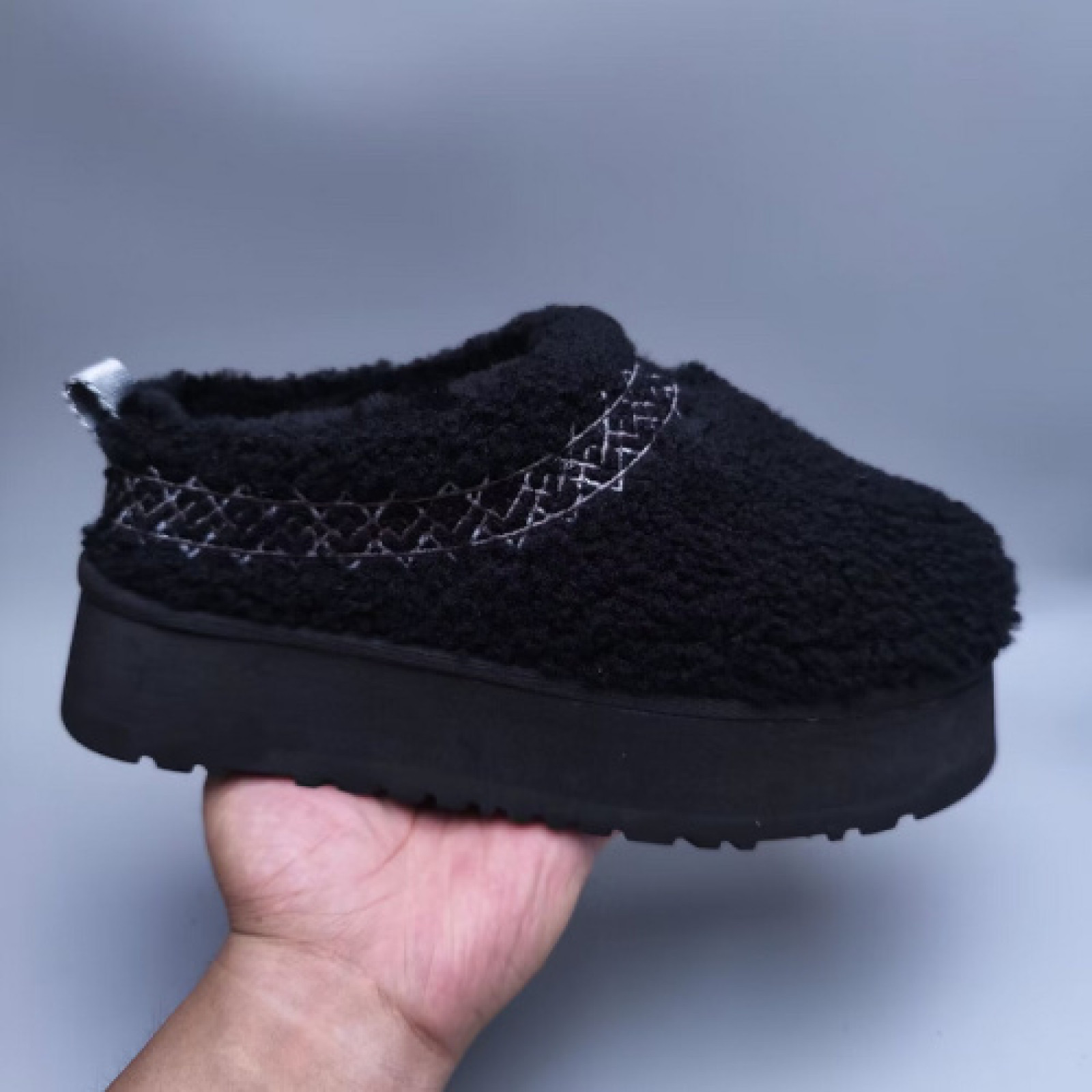 UGG Ethnic Style Teddy Roll Slippers - Black