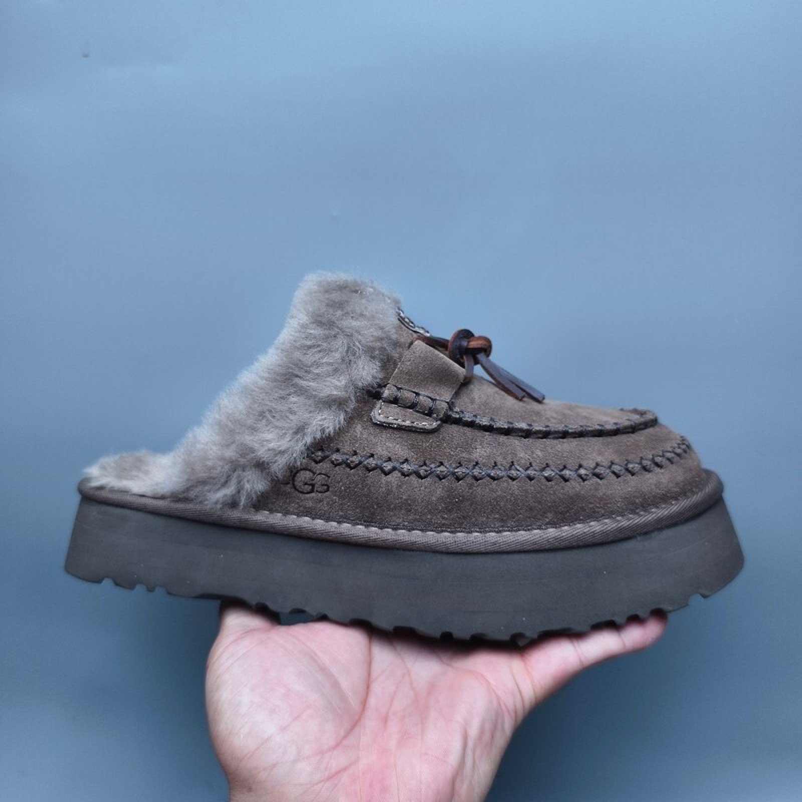 UGG Lace-Up Platform Casual Slippers - Brown