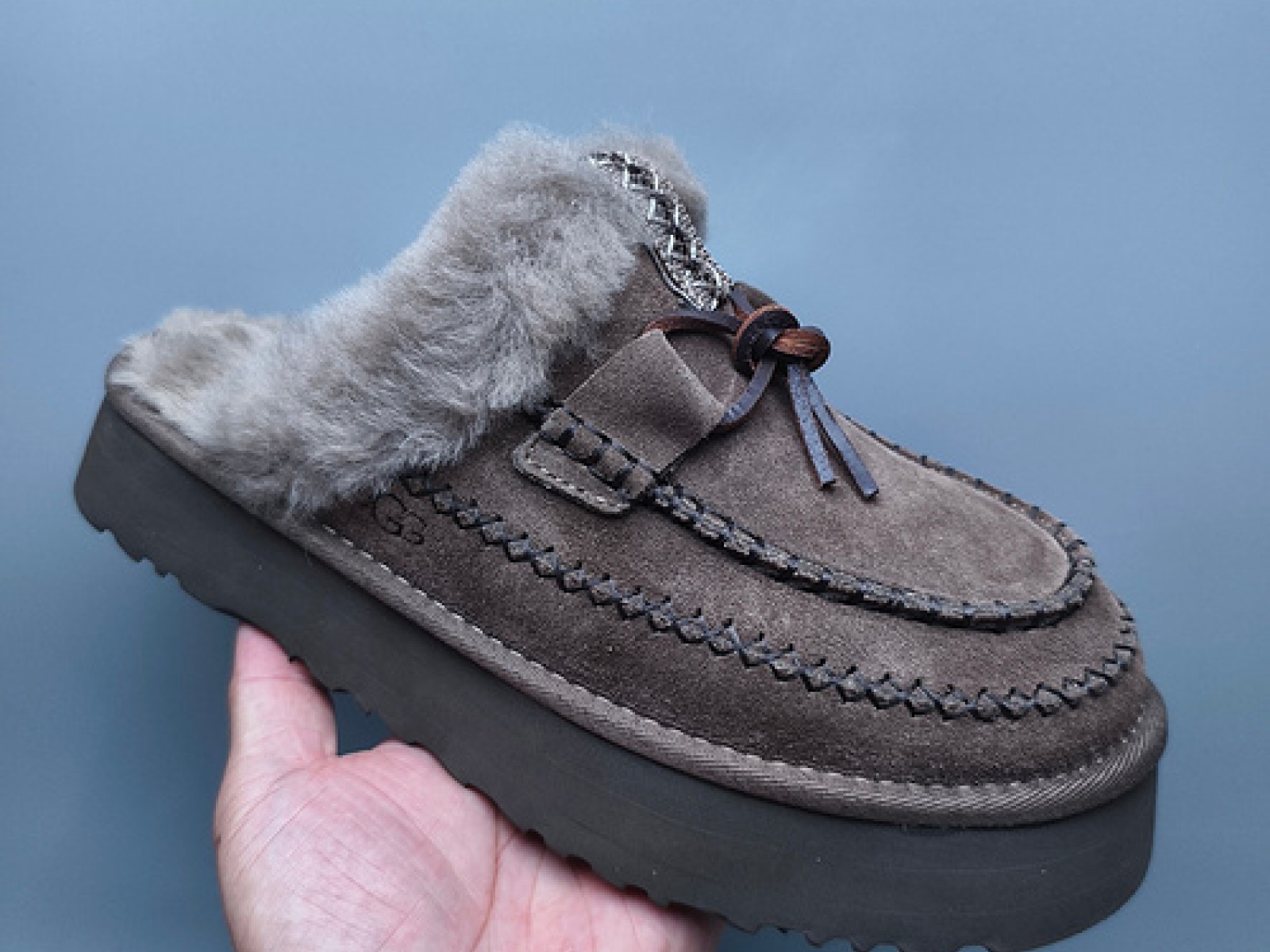 UGG Lace-Up Platform Casual Slippers - Brown