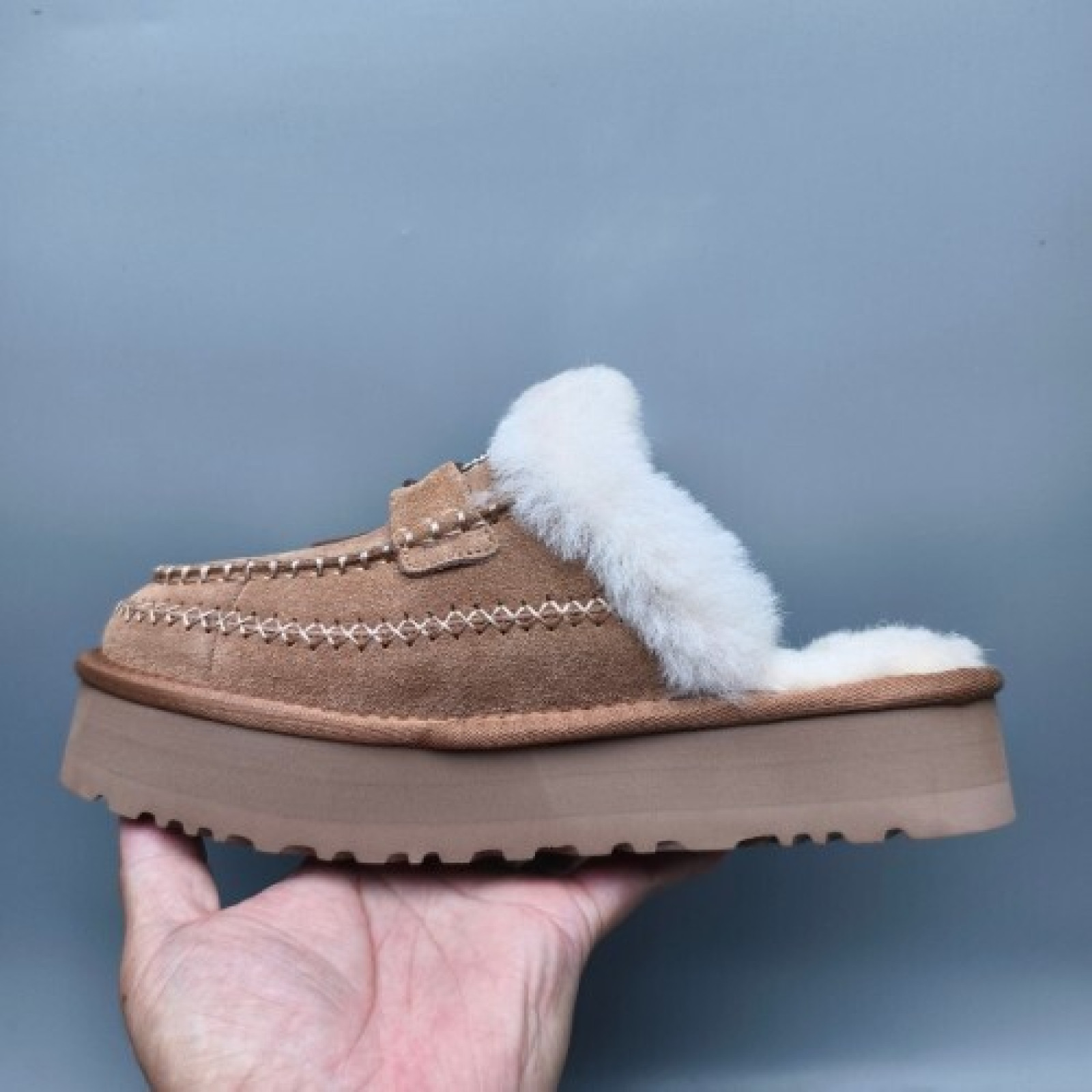 UGG Lace-Up Platform Casual Slippers - Maroon