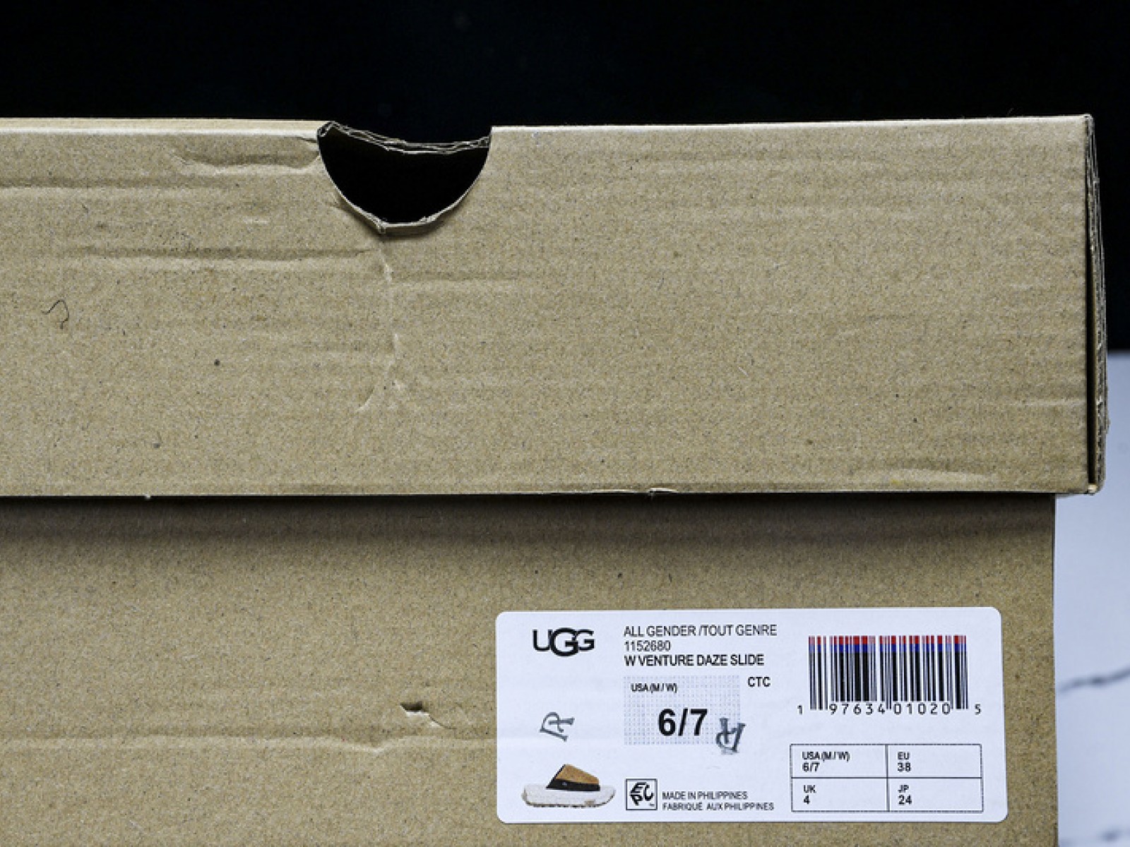 UGG Venture Daze Boots - Black/Brown/White
