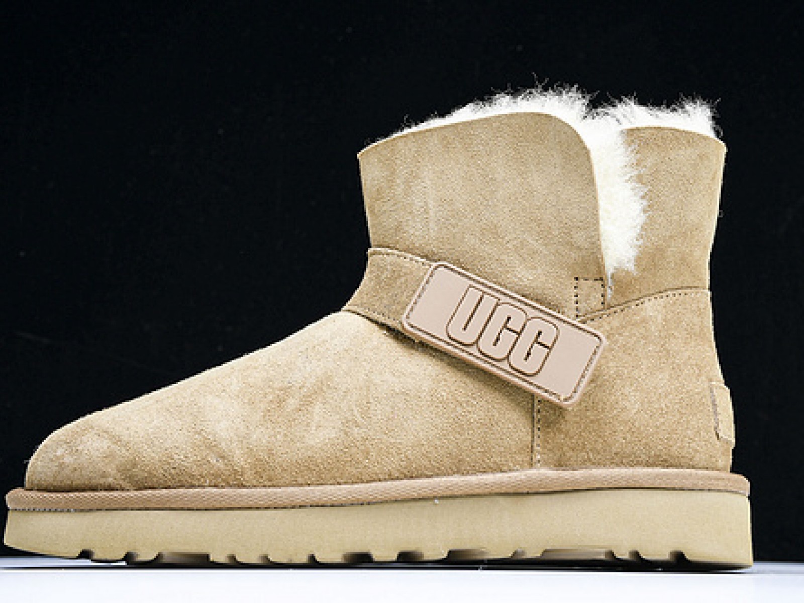 UGG Short Magic Card Boots - Brown