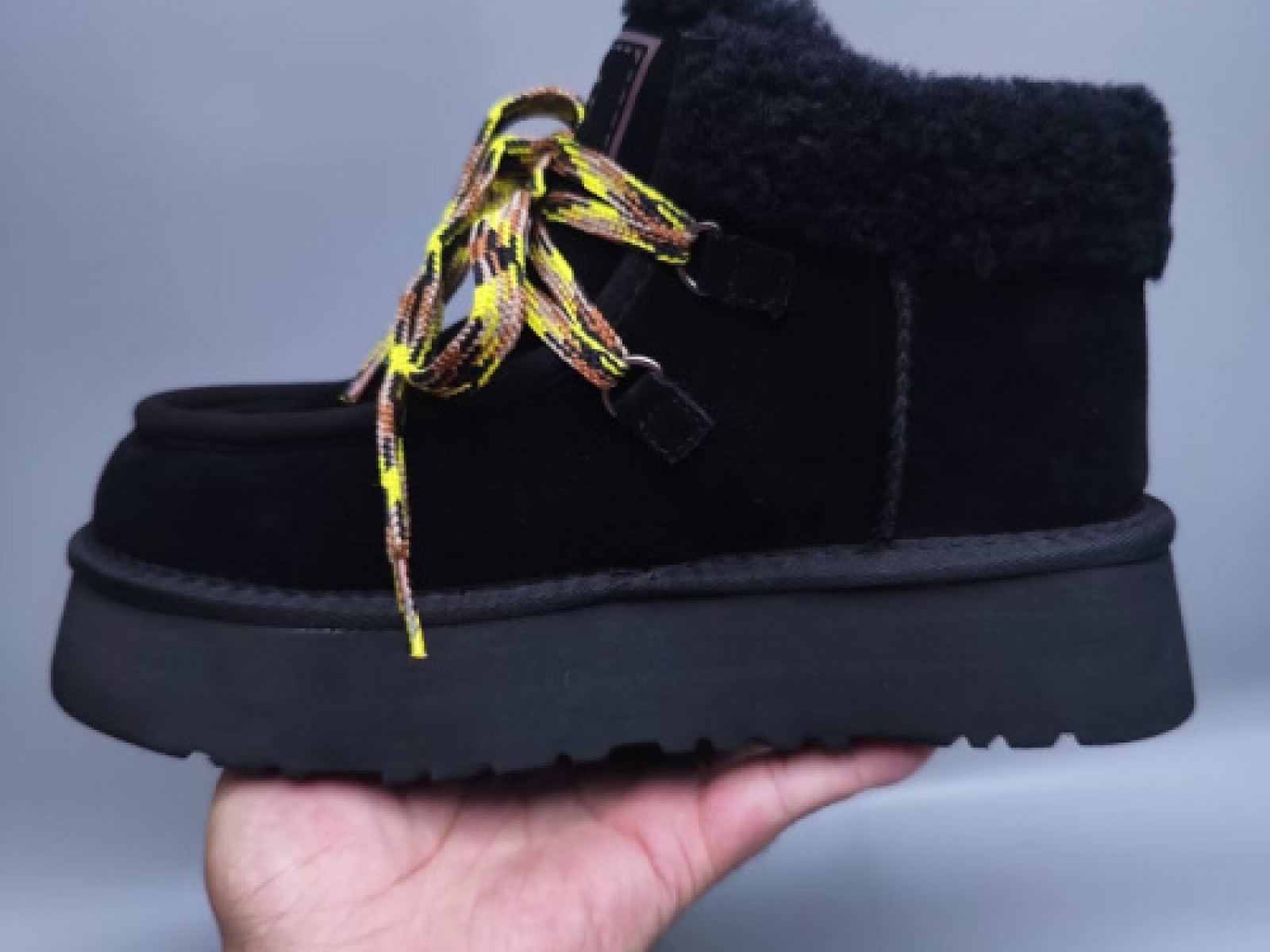 UGG Tazz 5CM Slippers - Black