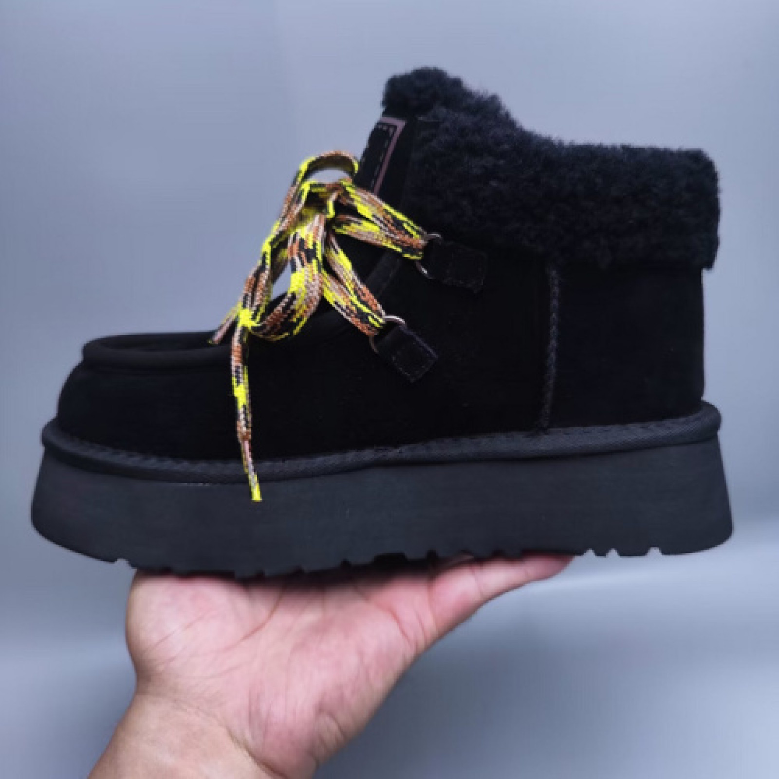 UGG Tazz 5CM Slippers - Black