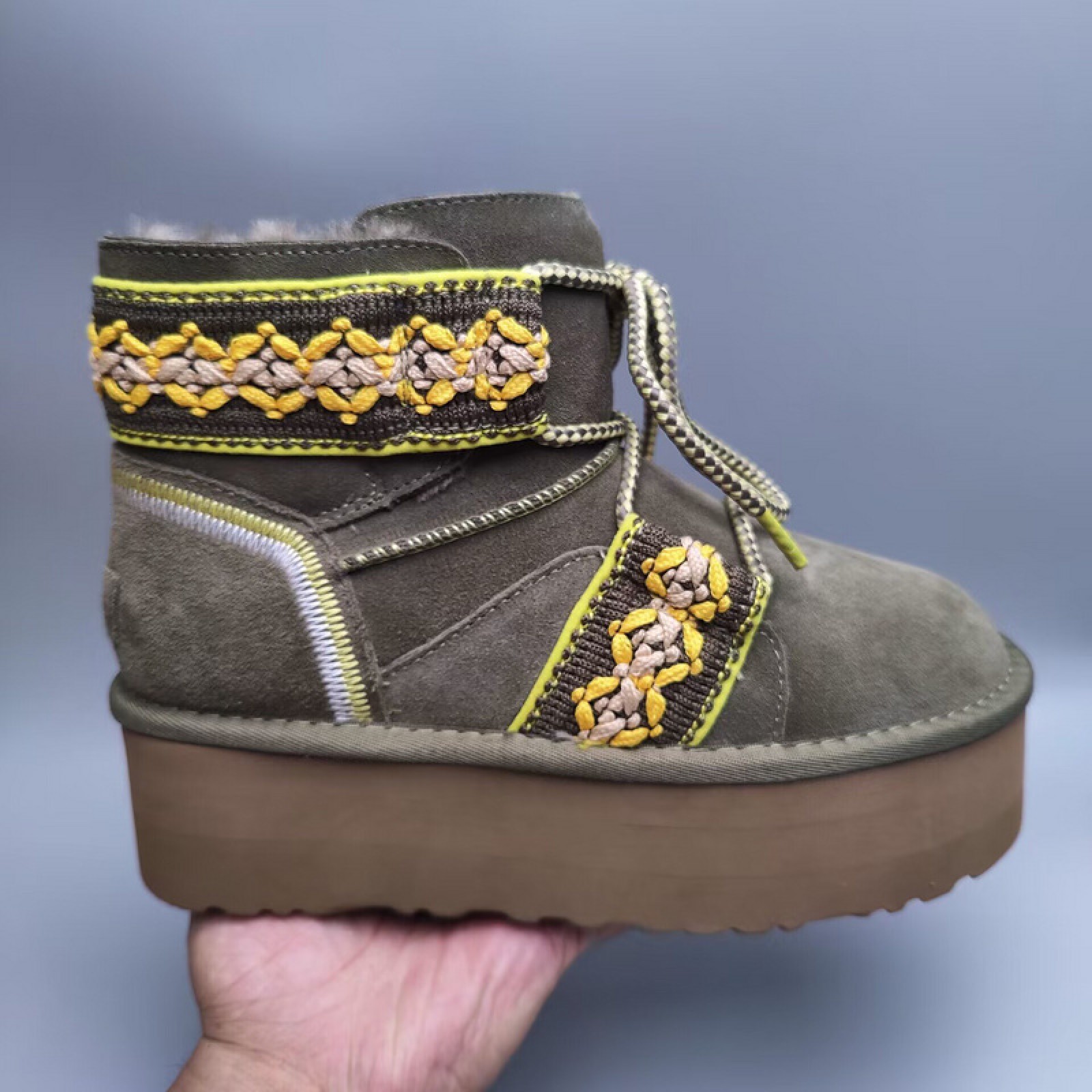 Ethnic Style Thick Sole Lace-Up Boots - Green