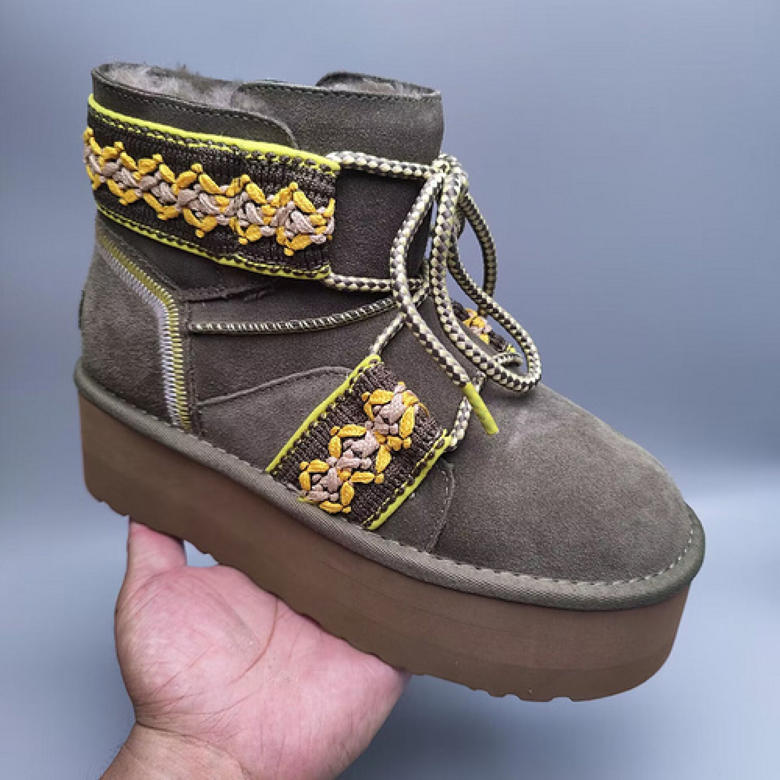 Ethnic Style Thick Sole Lace-Up Boots - Green