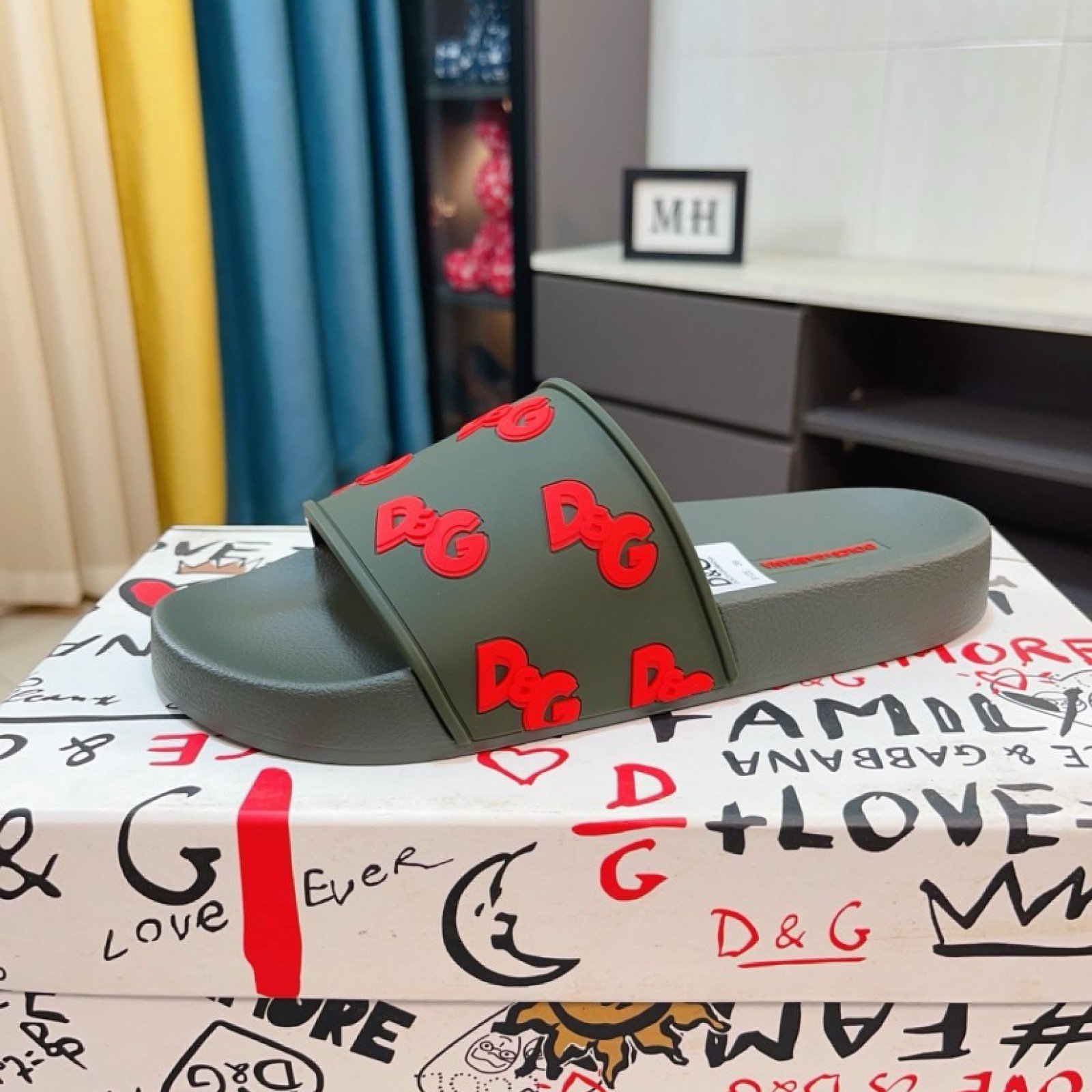 Shoes 224552 $82.5 USD