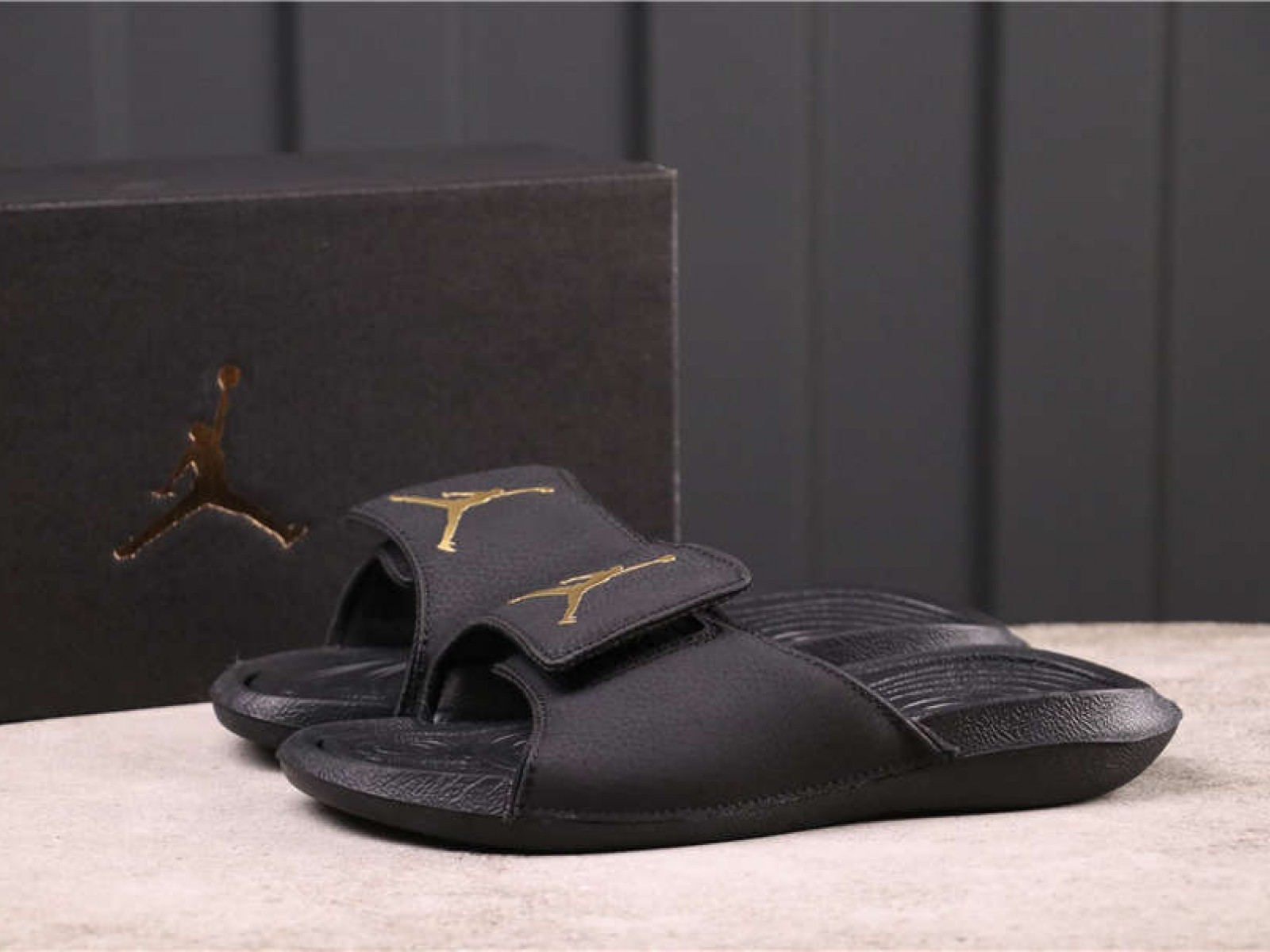 14USD JORDAN HYDRO 6 RETRO 881473-03X 36-45