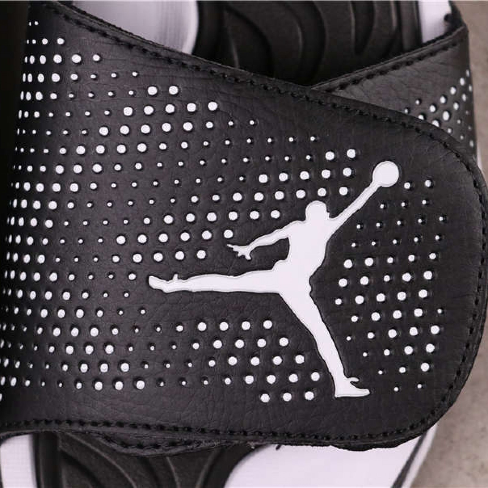 17USD Jordan Hydro 5 retro 820257-011 36-47