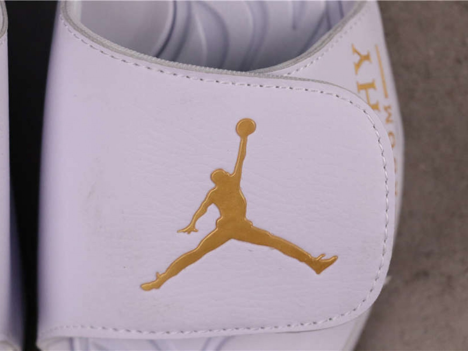 17USD Jordan Hydro 5 retro 820257-011 40-47