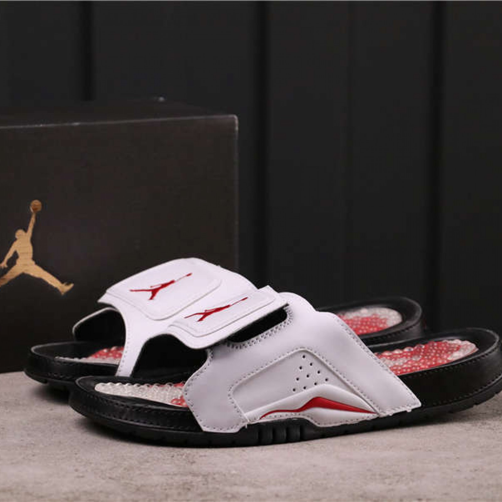 17USD Jordan Hydro 7 630752-112 40-47