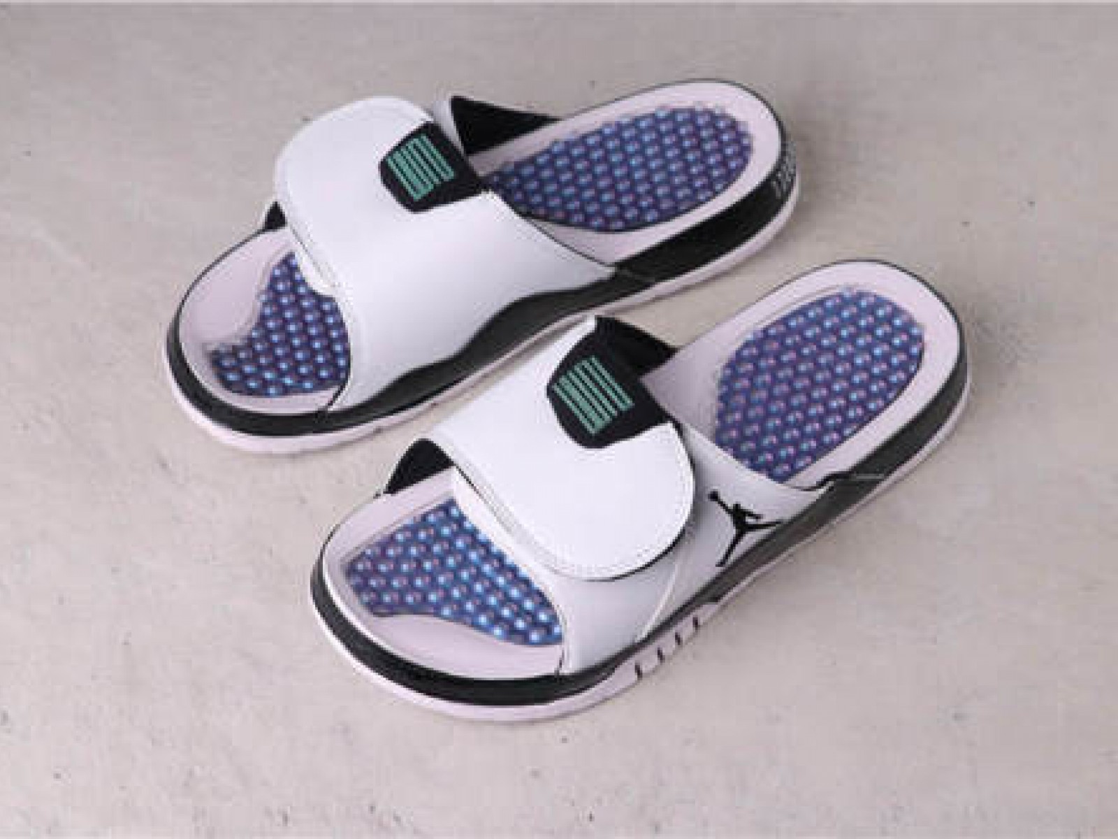 22USD Air Jordan Hydro 11 retro AA1336-117 36-46