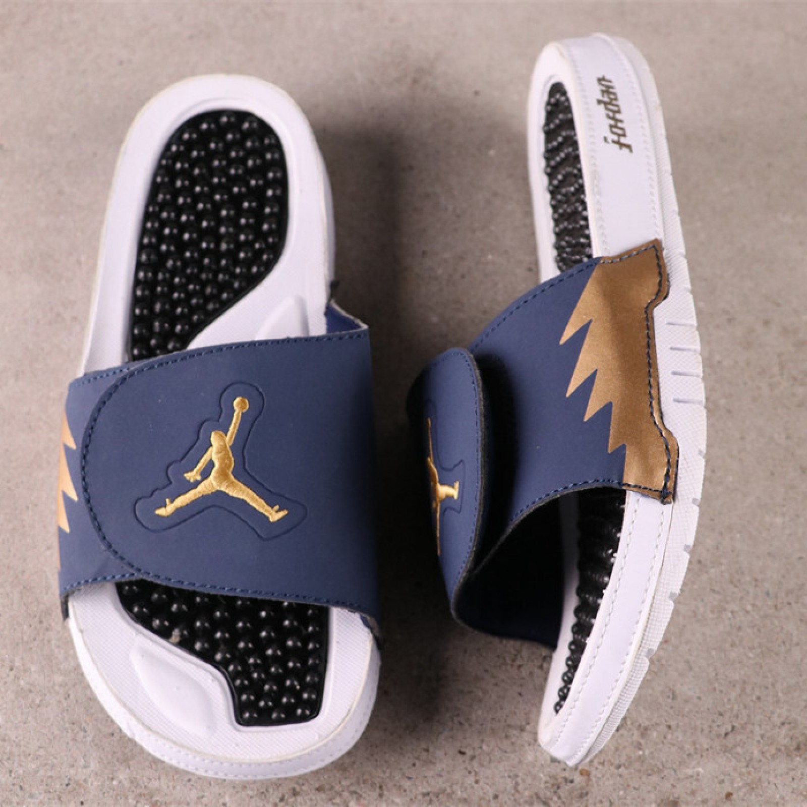 US AIR JORDAN HYDRO V AJ5 Sku 555501-408 Size 36-47.5