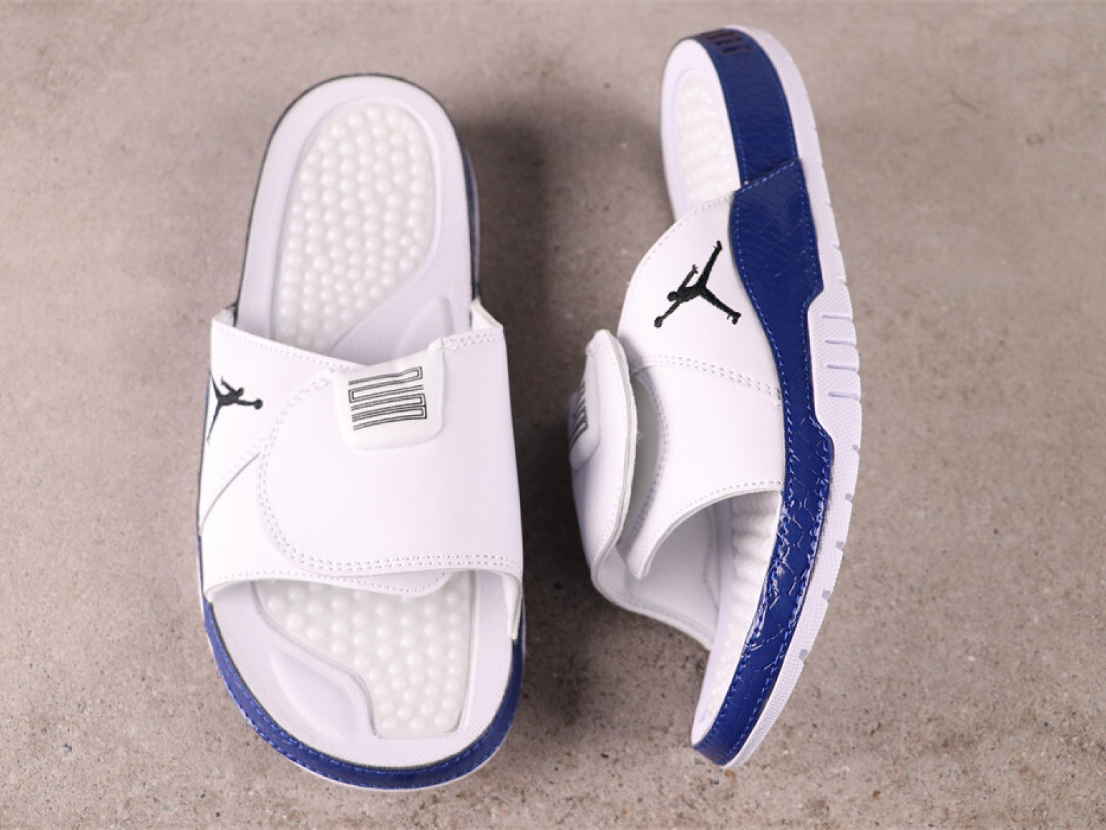 US$18 AIR JORDAN HYDRO XI AJ11 Sku AA1336-102 Size 36-47.5