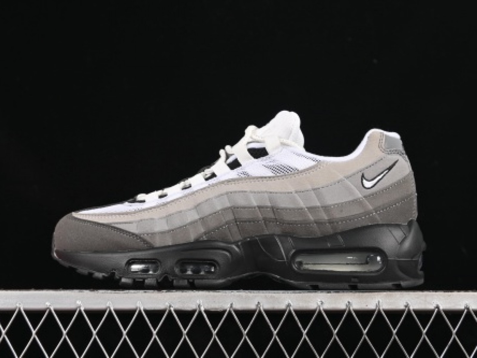 USD52 Nike Air Max 95 AT2865-003