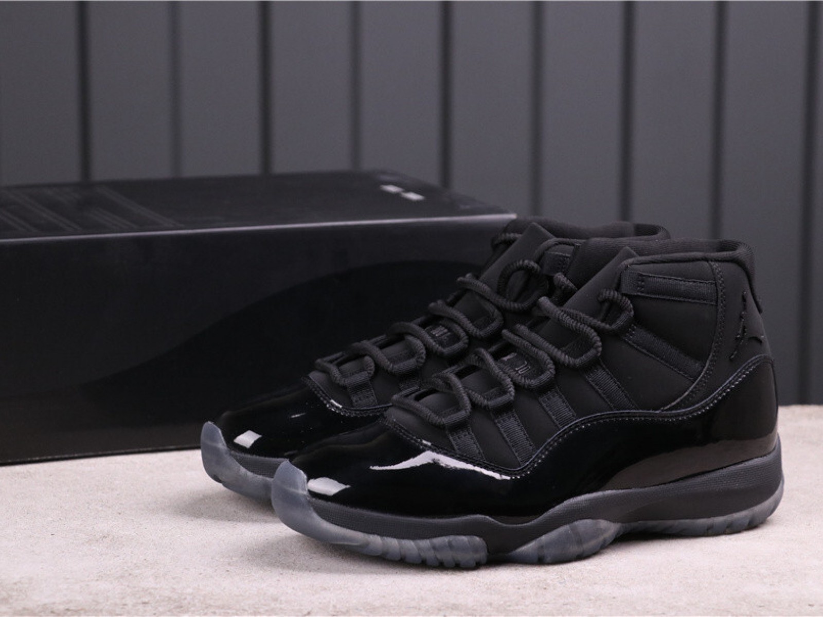 100USD Air Jordan 11 Cap and Gown 378037-005 EU Size(40-47.5) US Size(M7-M13)