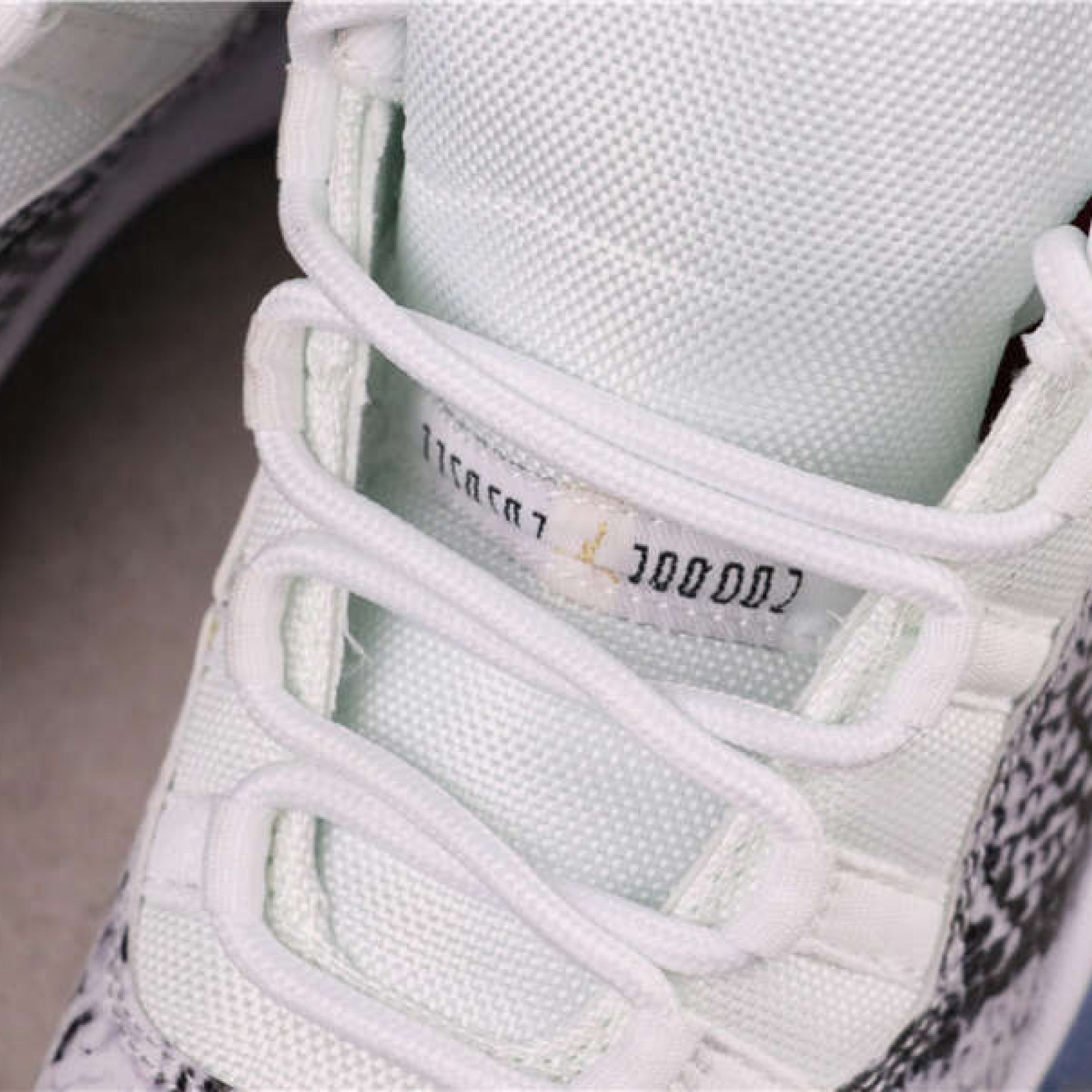 25USD Air Jordan 11 528895-003 36-47