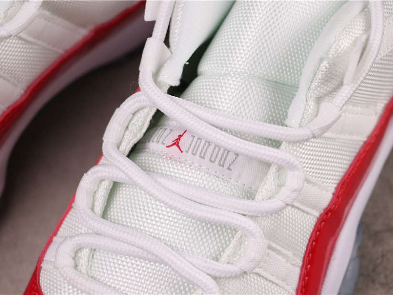 25USD Air Jordan 11 Low 528895-102 36-47