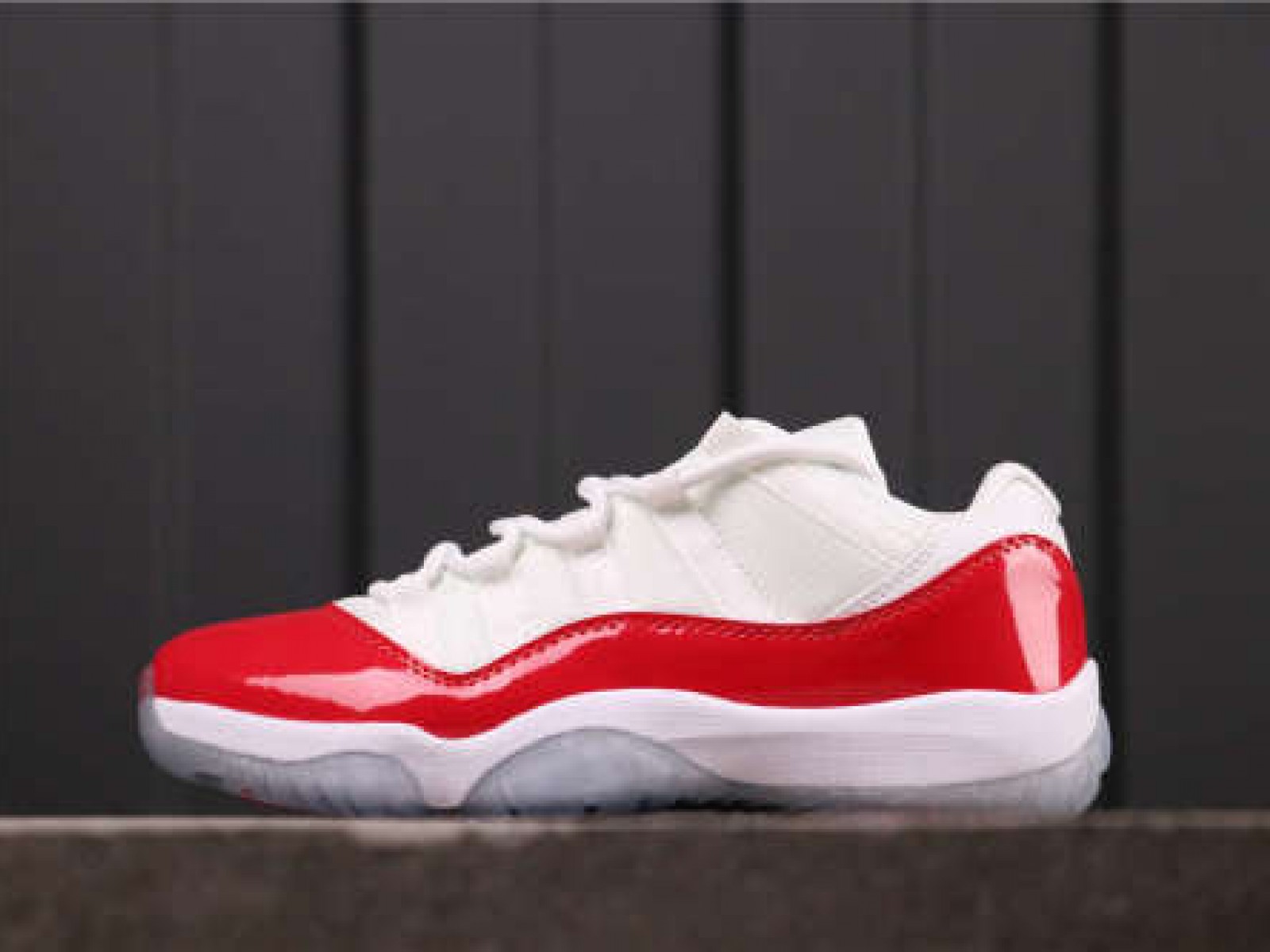 25USD Air Jordan 11 Low 528895-102 36-47