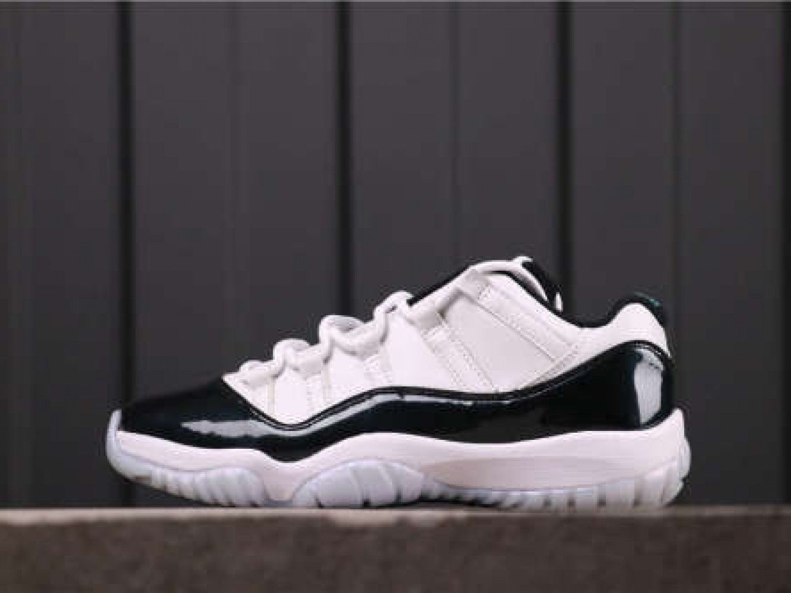 25USD Air Jordan 11 Low 528895-153 36-47