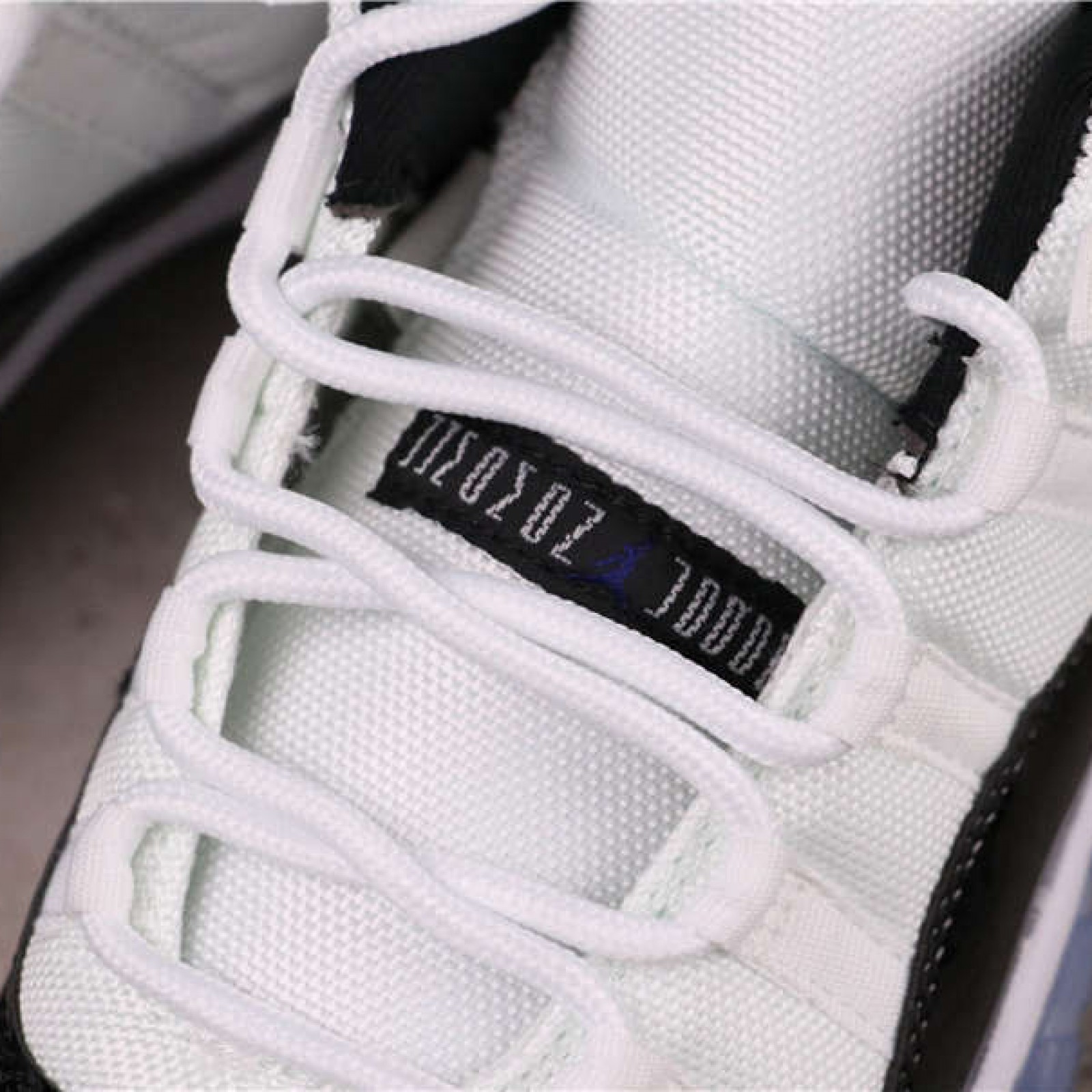 25USD Air Jordan 11 Low Concord 528895-003 36-47