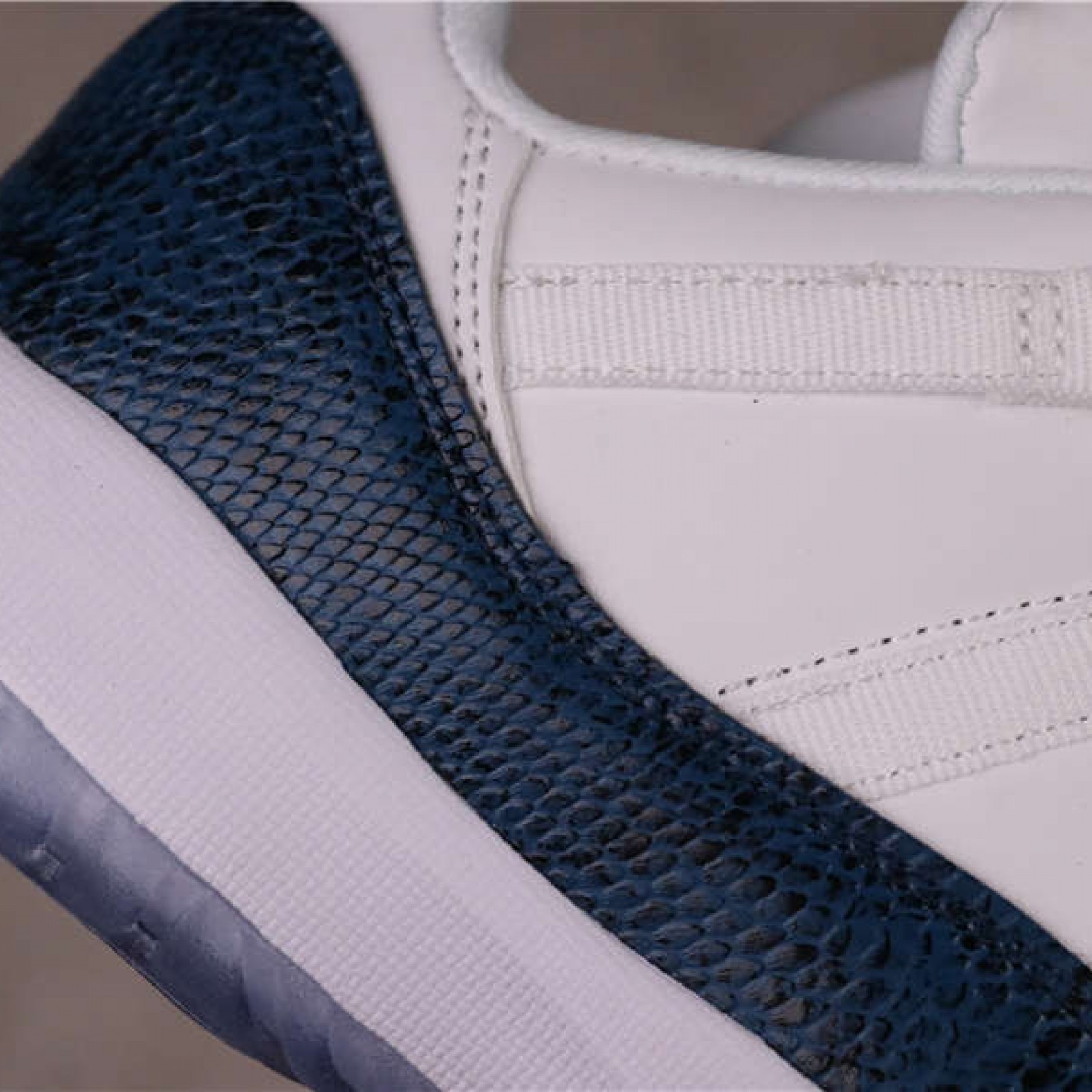 25USD Air Jordan 11 Low Navy Blue Snakeskin CD6846-102 36-47
